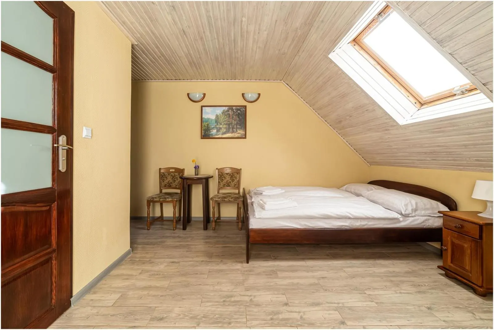 Bed in Willa Marlin