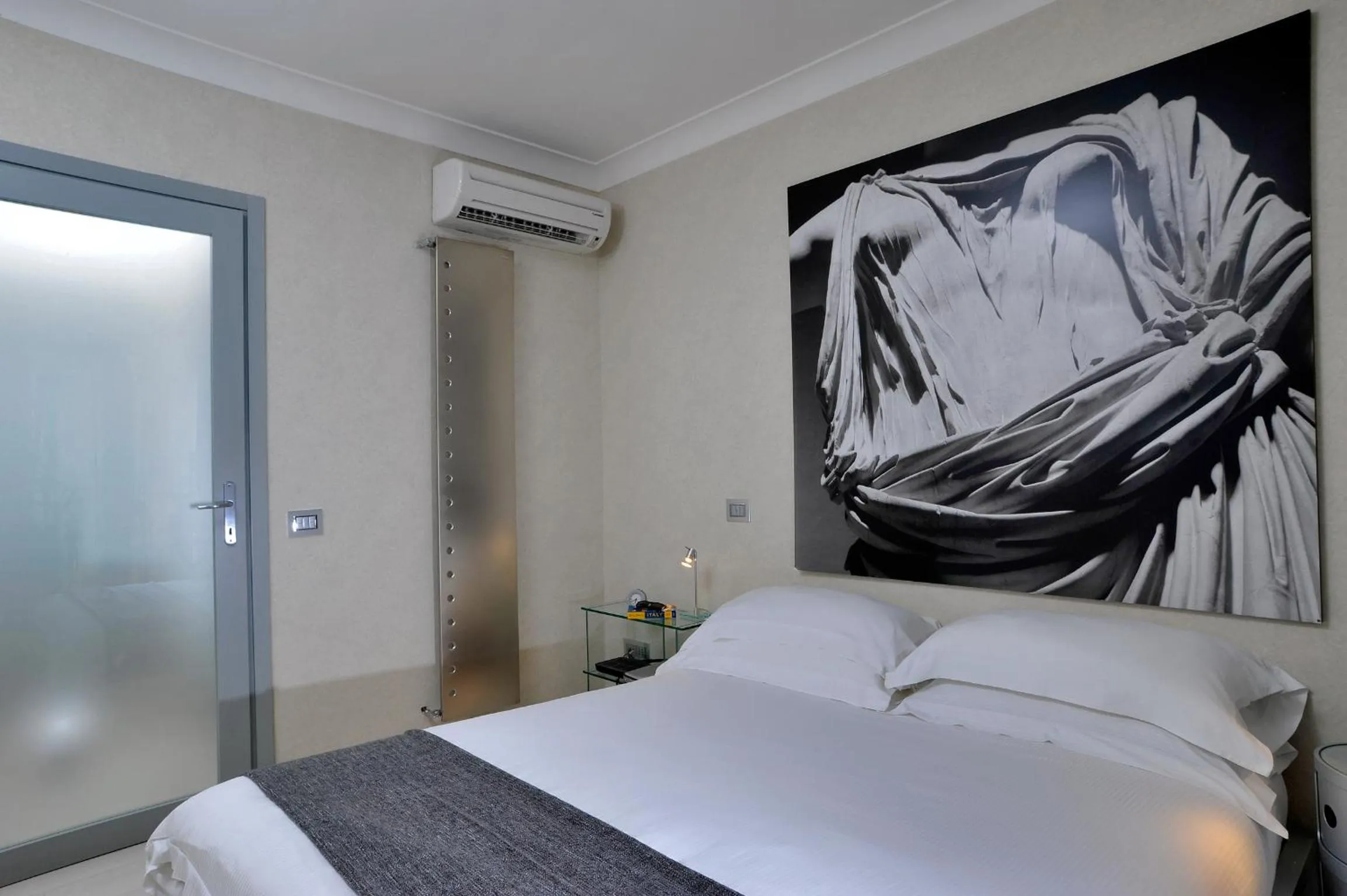 Decorative detail, Bed in B&B Best Pantheon