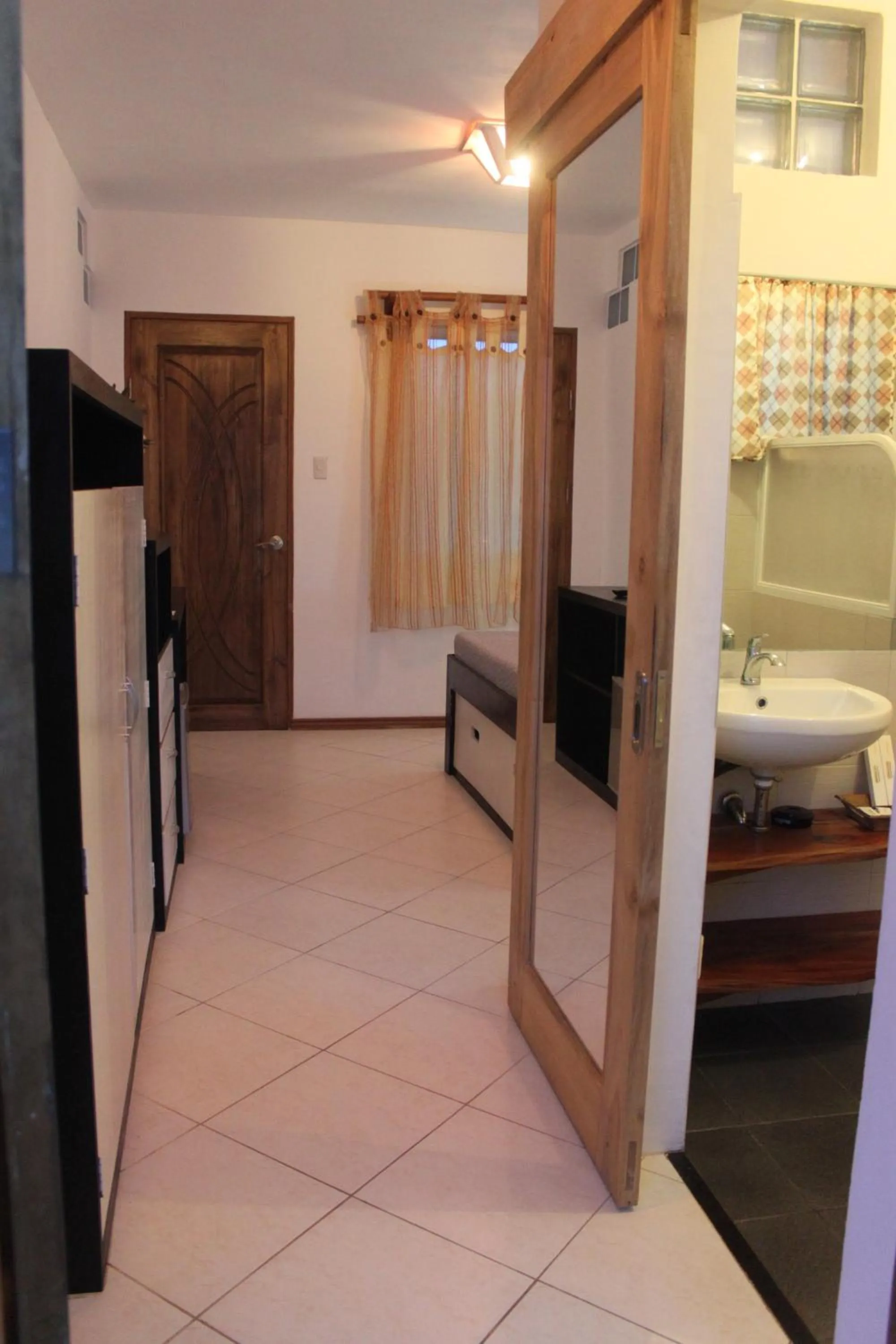 Photo of the whole room in Vanilla Sky Dive Resort