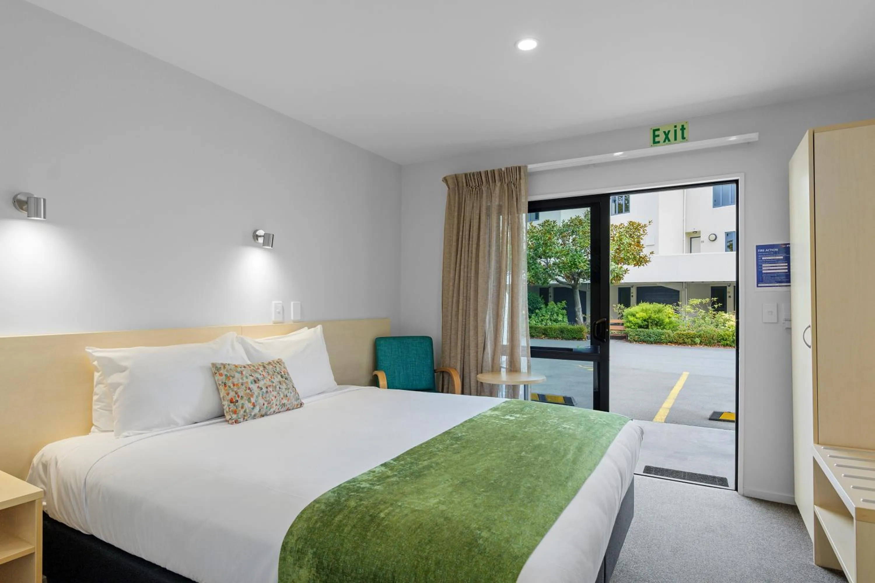 Bed in Bella Vista Motel & Apartments Christchurch
