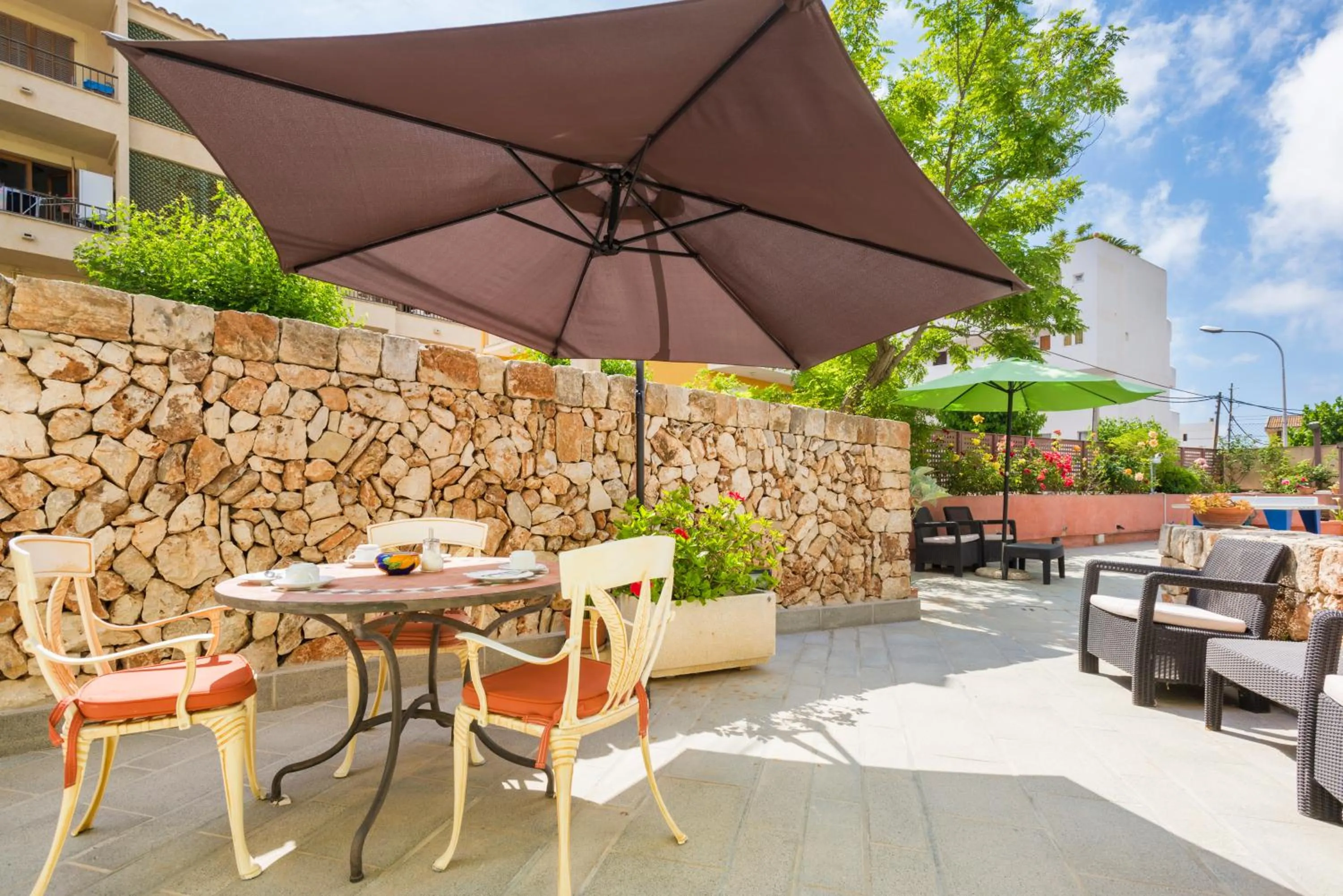 Garden in Hostal Residencia Sutimar