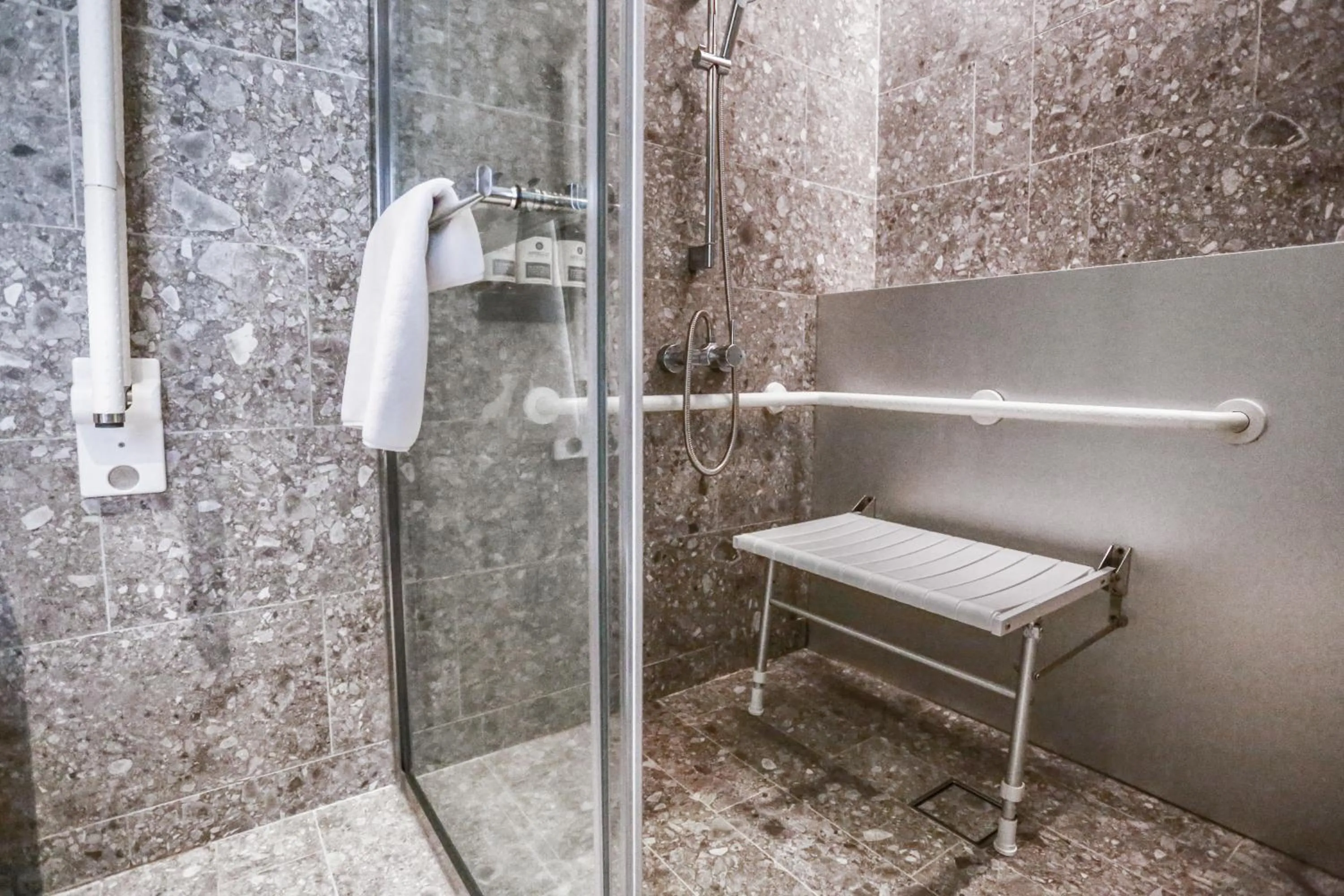 Bathroom in Page148, Page Hotels