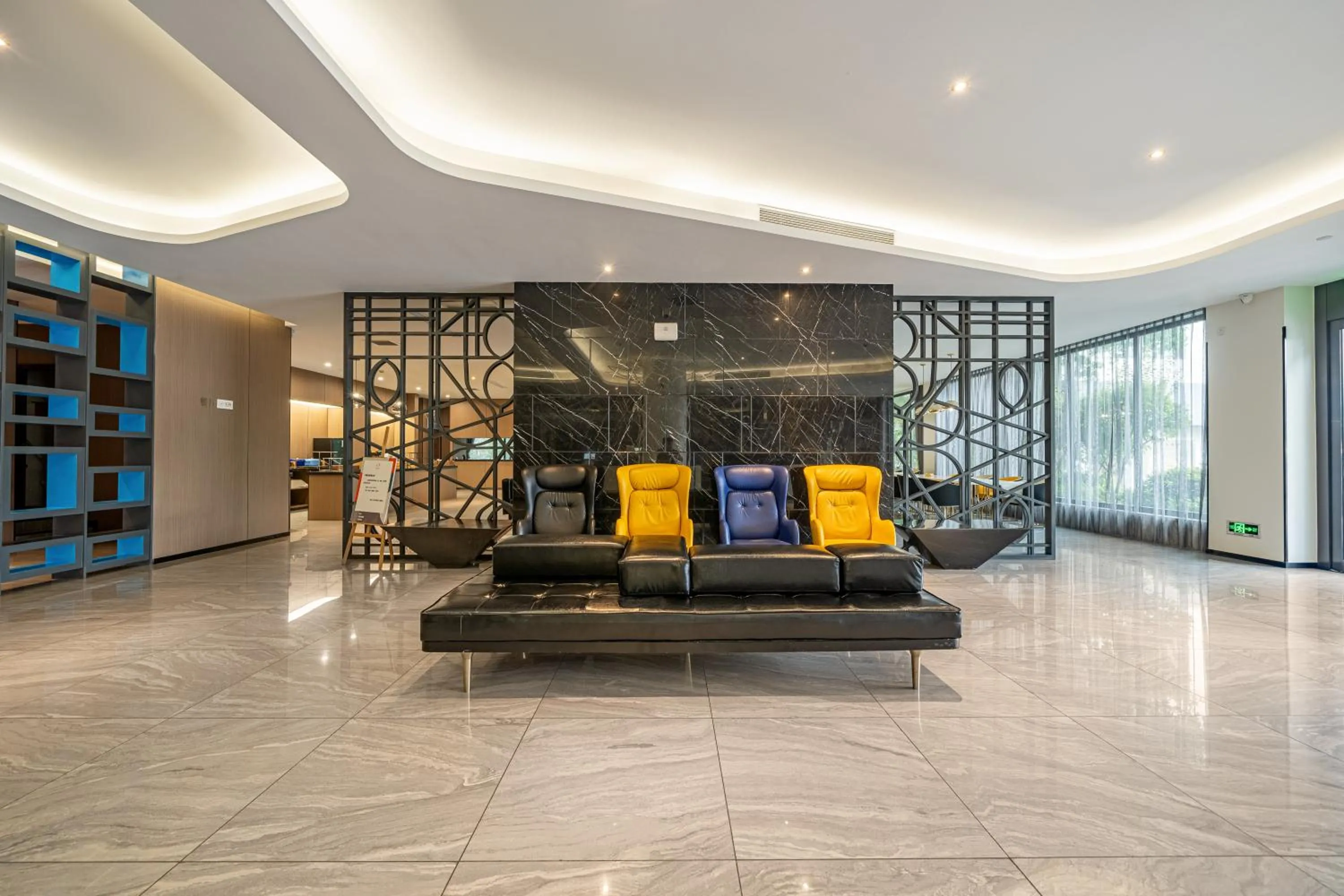 Lobby or reception in Orange Hotel Shanghai Hongqiao Airport Dingbian Road Subway Station Branch - Free Hongqiao Airport & Hongqiao Train station Shuttle Bus