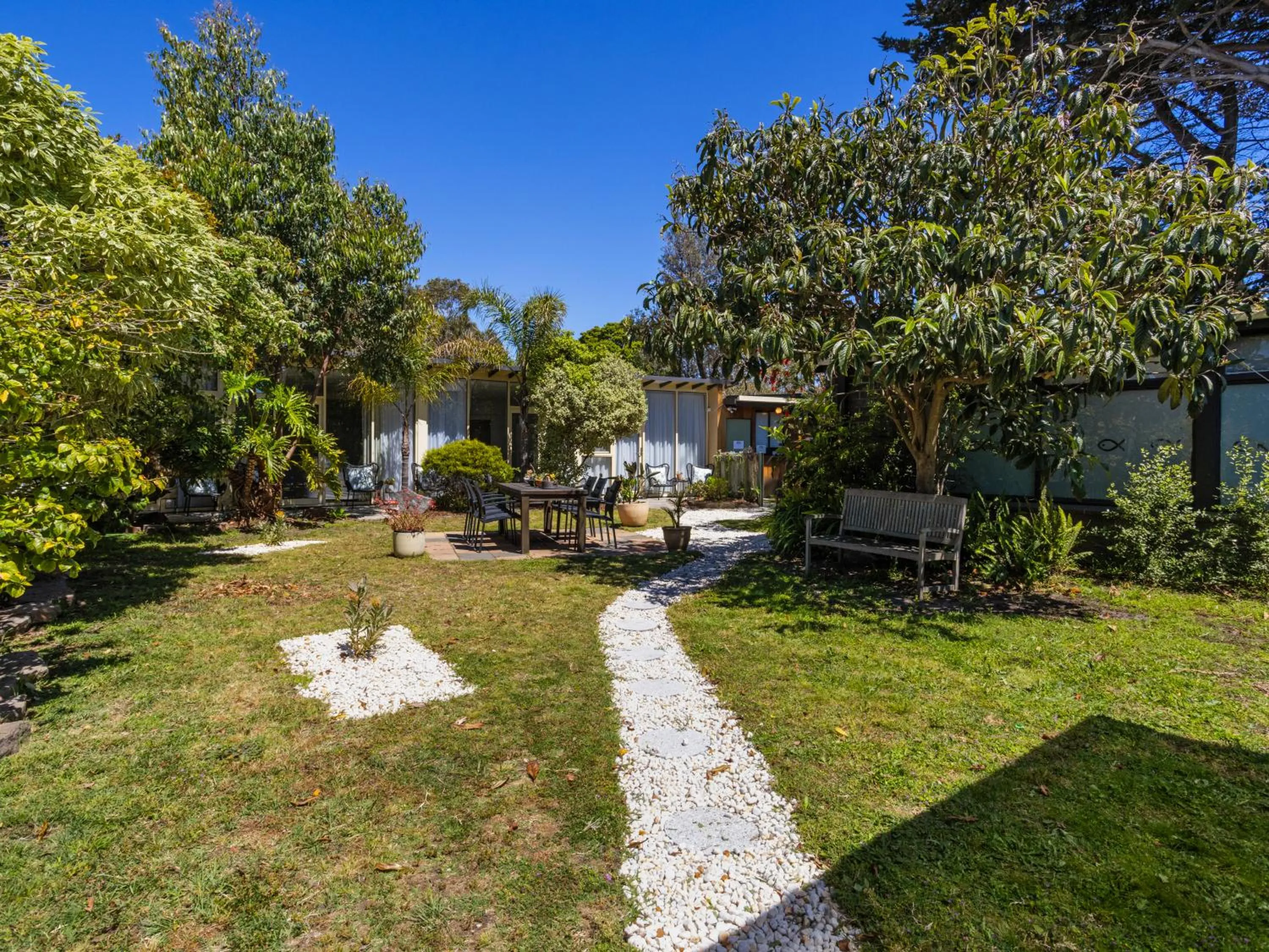 Peninsula Beach Motel