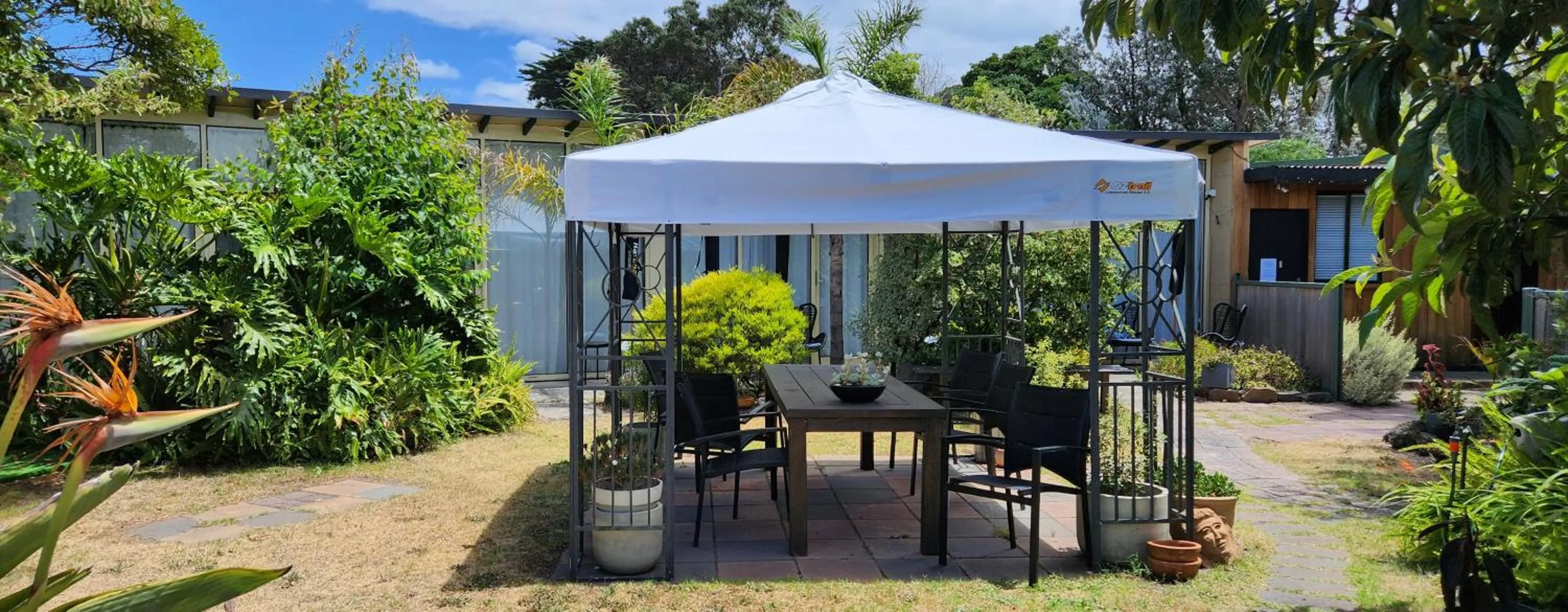 Peninsula Beach Motel