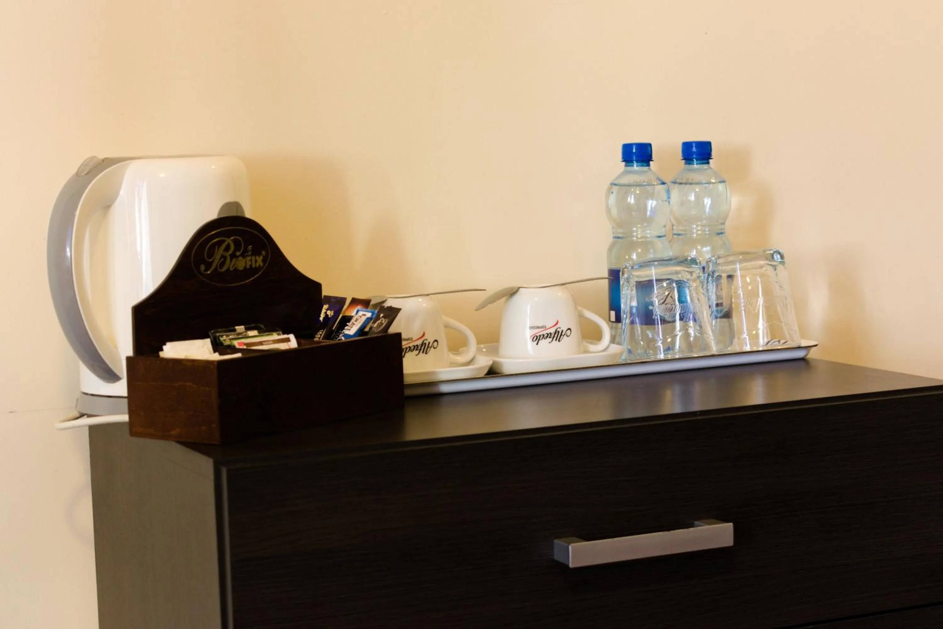 Coffee/tea facilities in BedRooms Piotrkowska 64