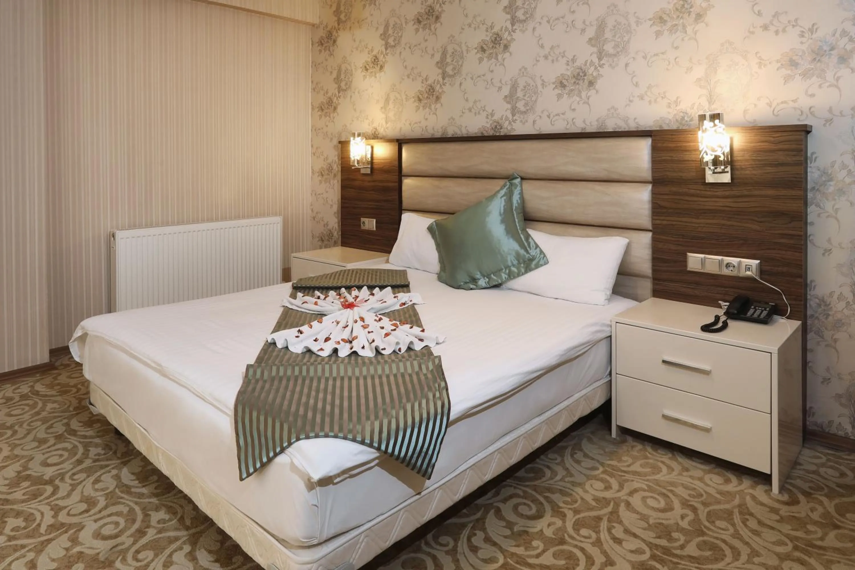 Bed in Balturk House Hotel