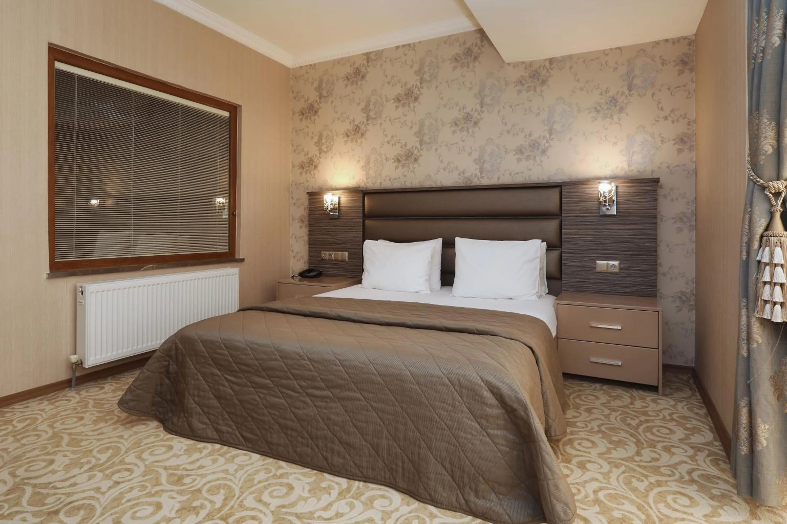 Bed in Balturk House Hotel