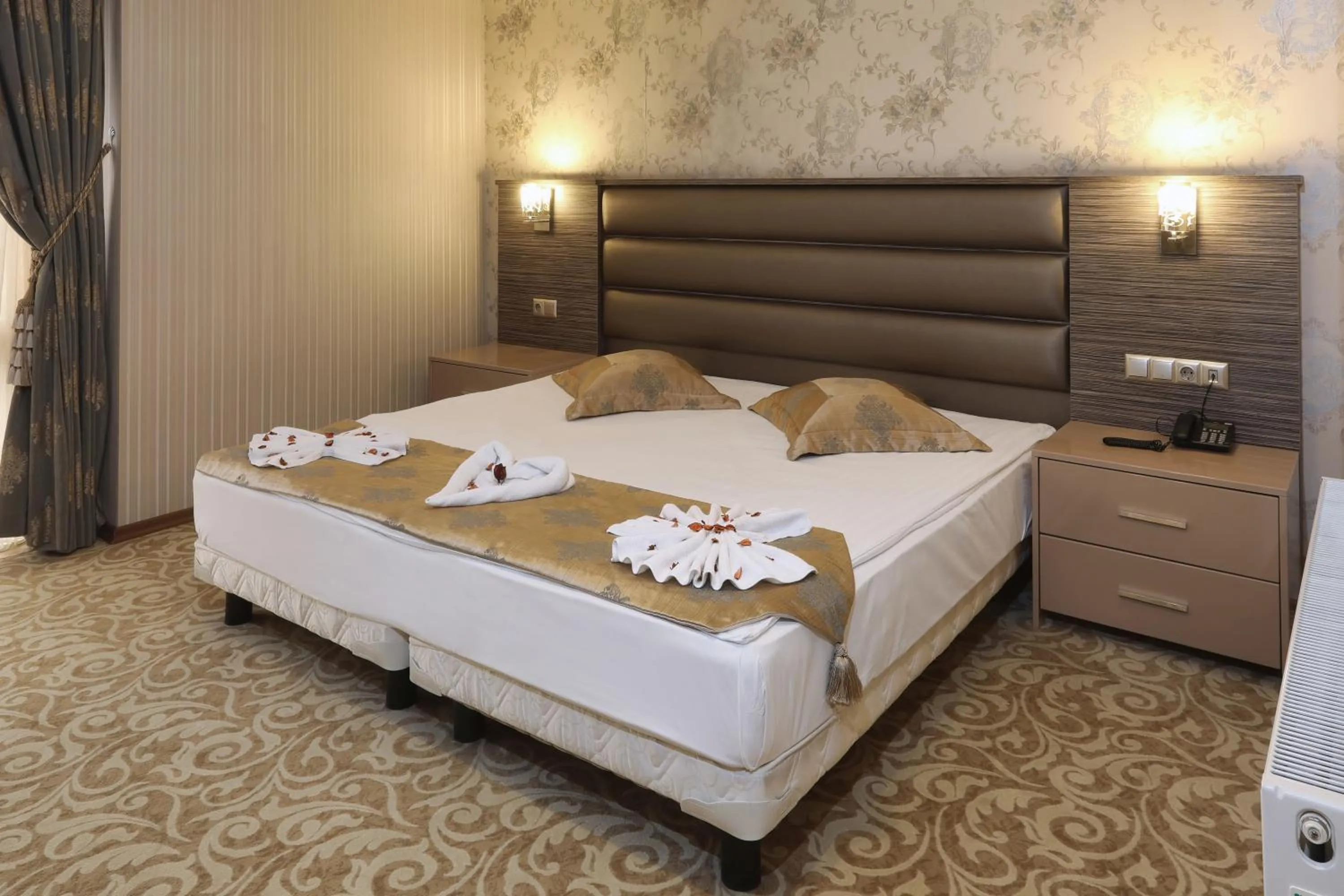 Bed in Balturk House Hotel