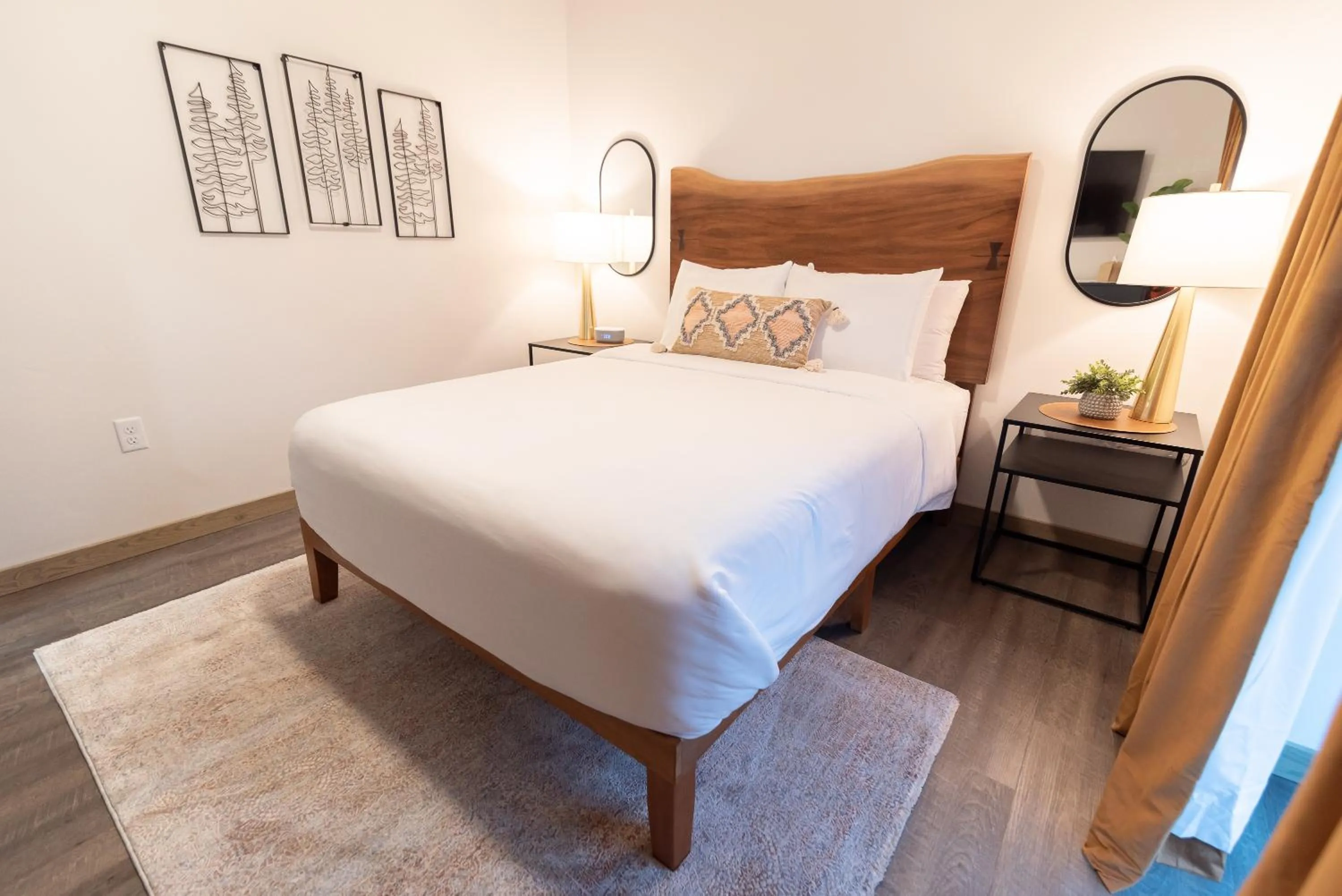 Bed in Colony Suites