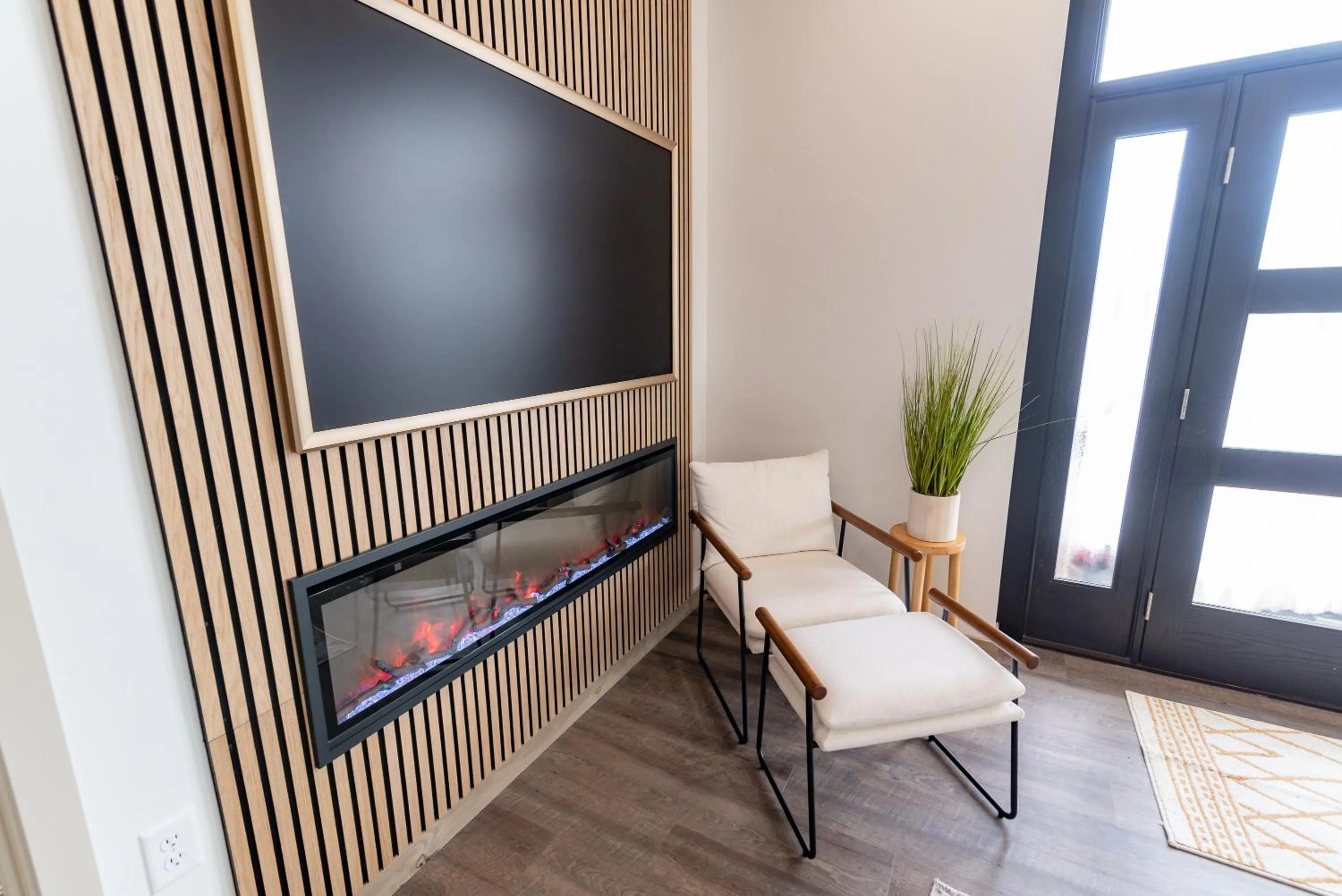 TV and multimedia in Colony Suites