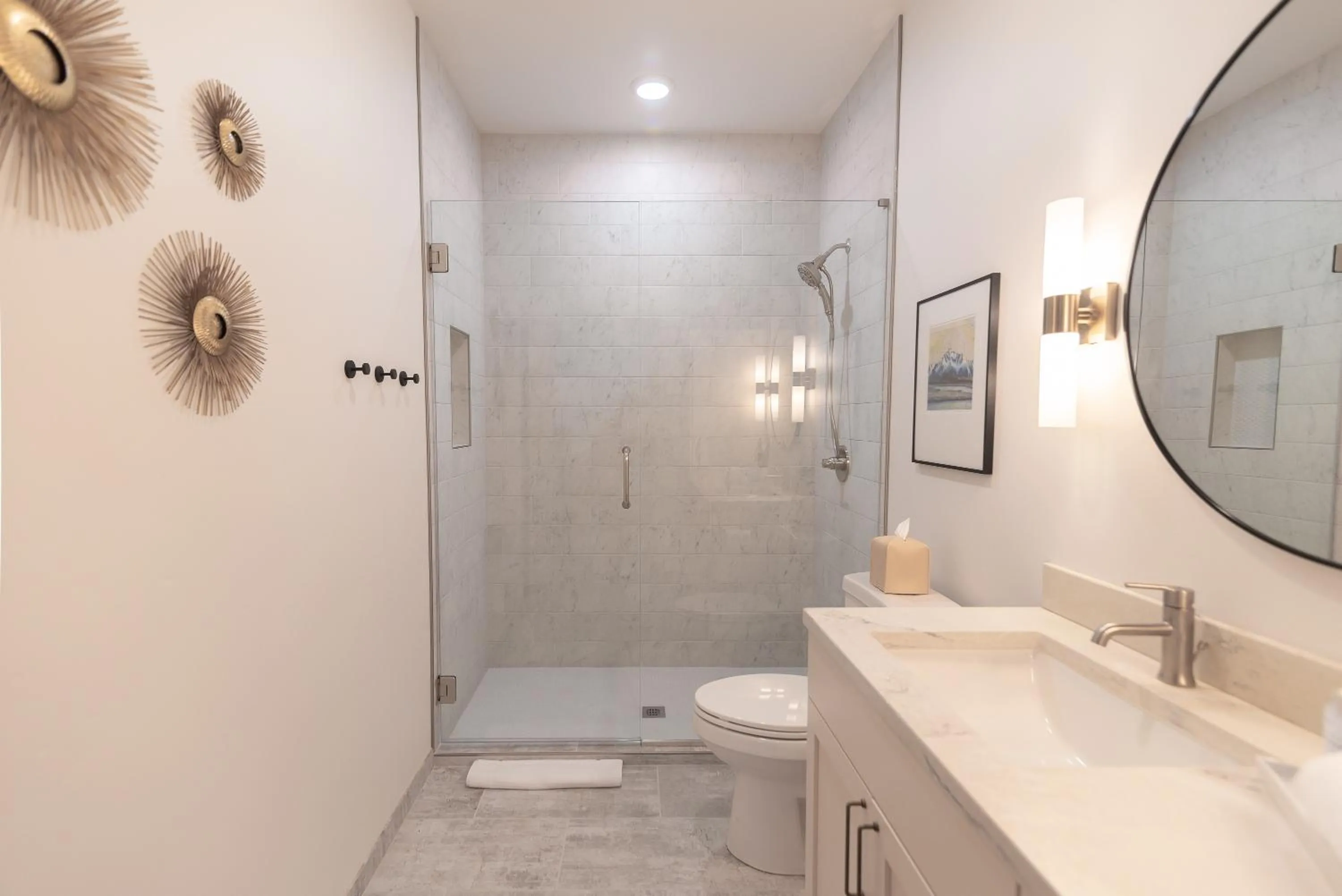 Shower in Colony Suites