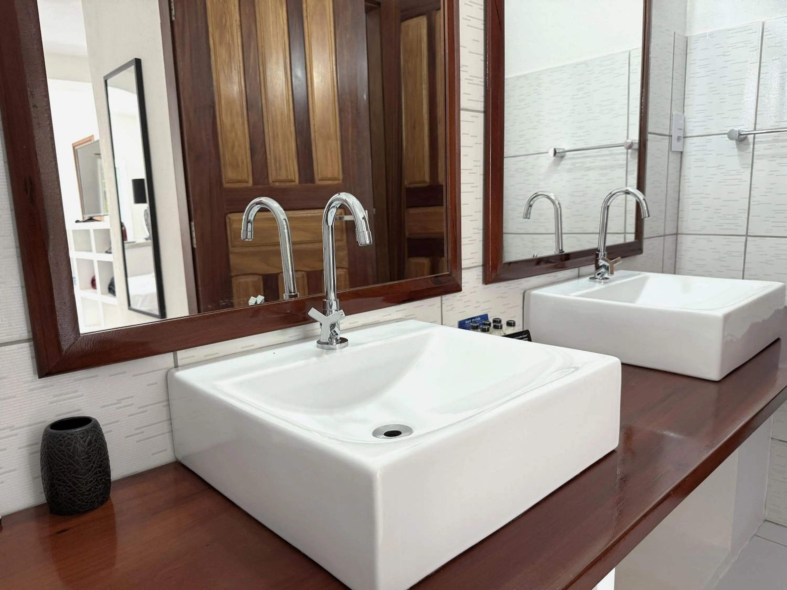 Bathroom in Pousada Caminho da Praia