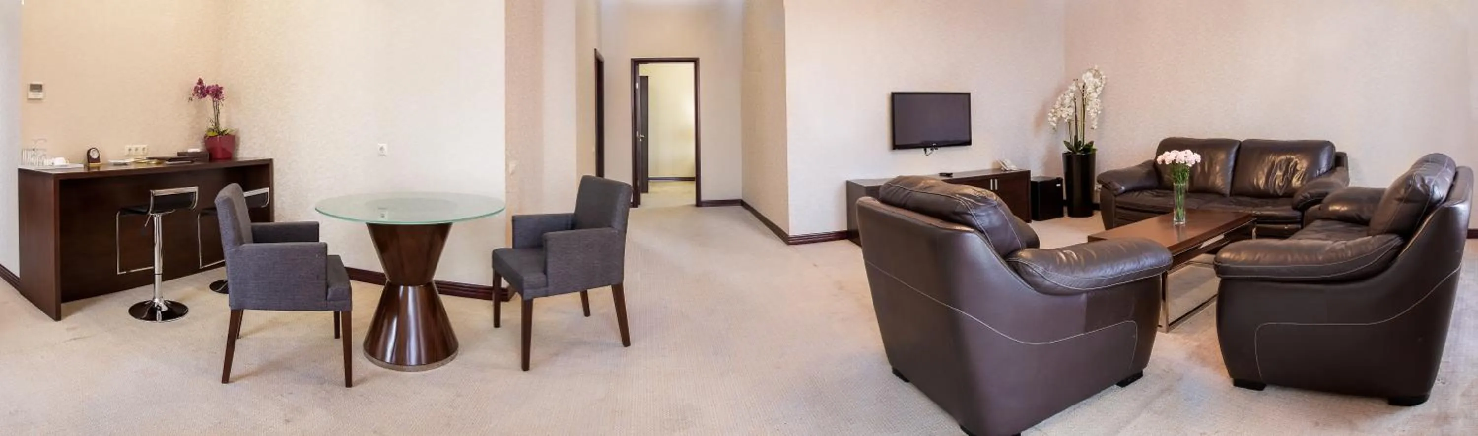 Living room in Park Hotel Bishkek