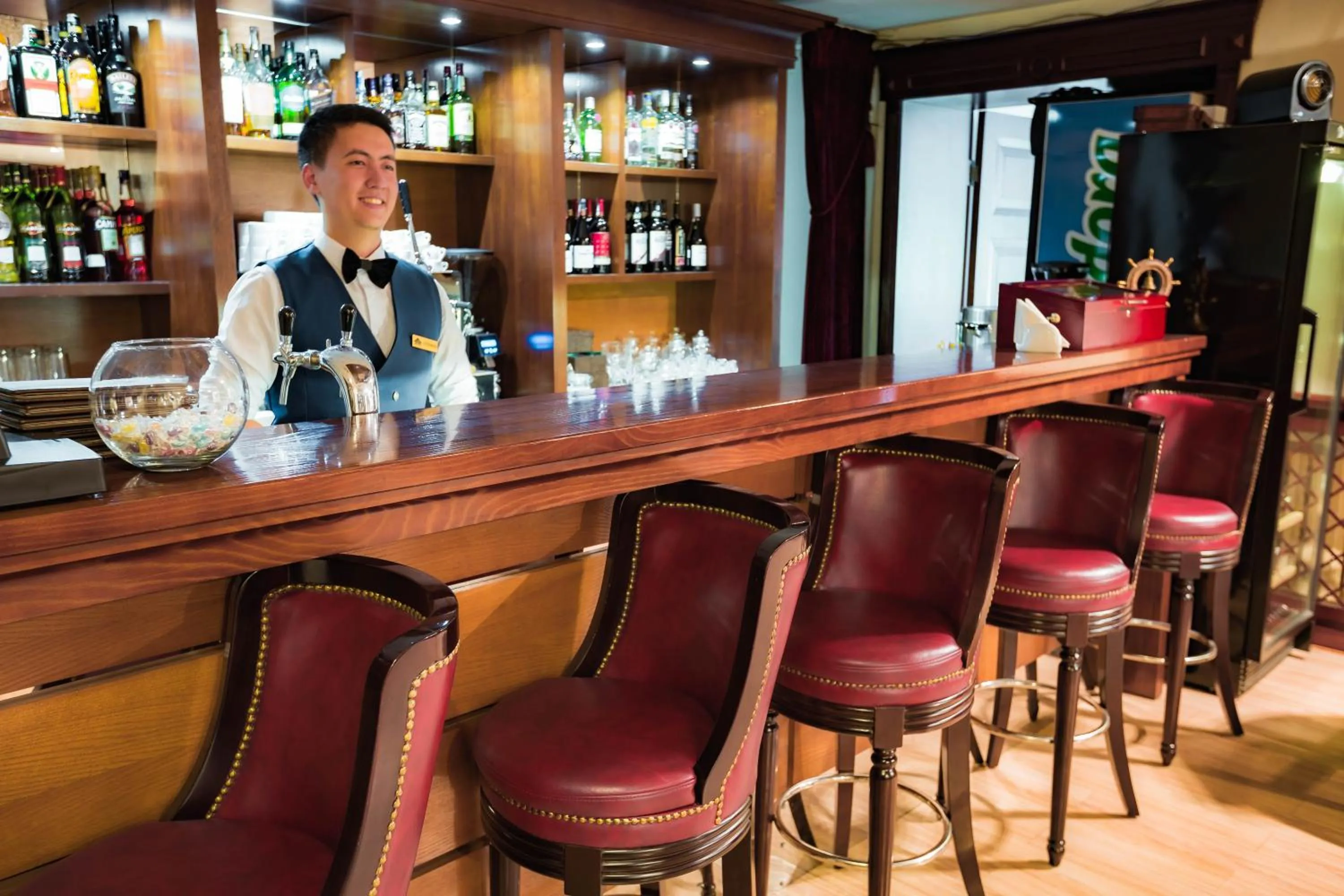 Lounge or bar in Park Hotel Bishkek