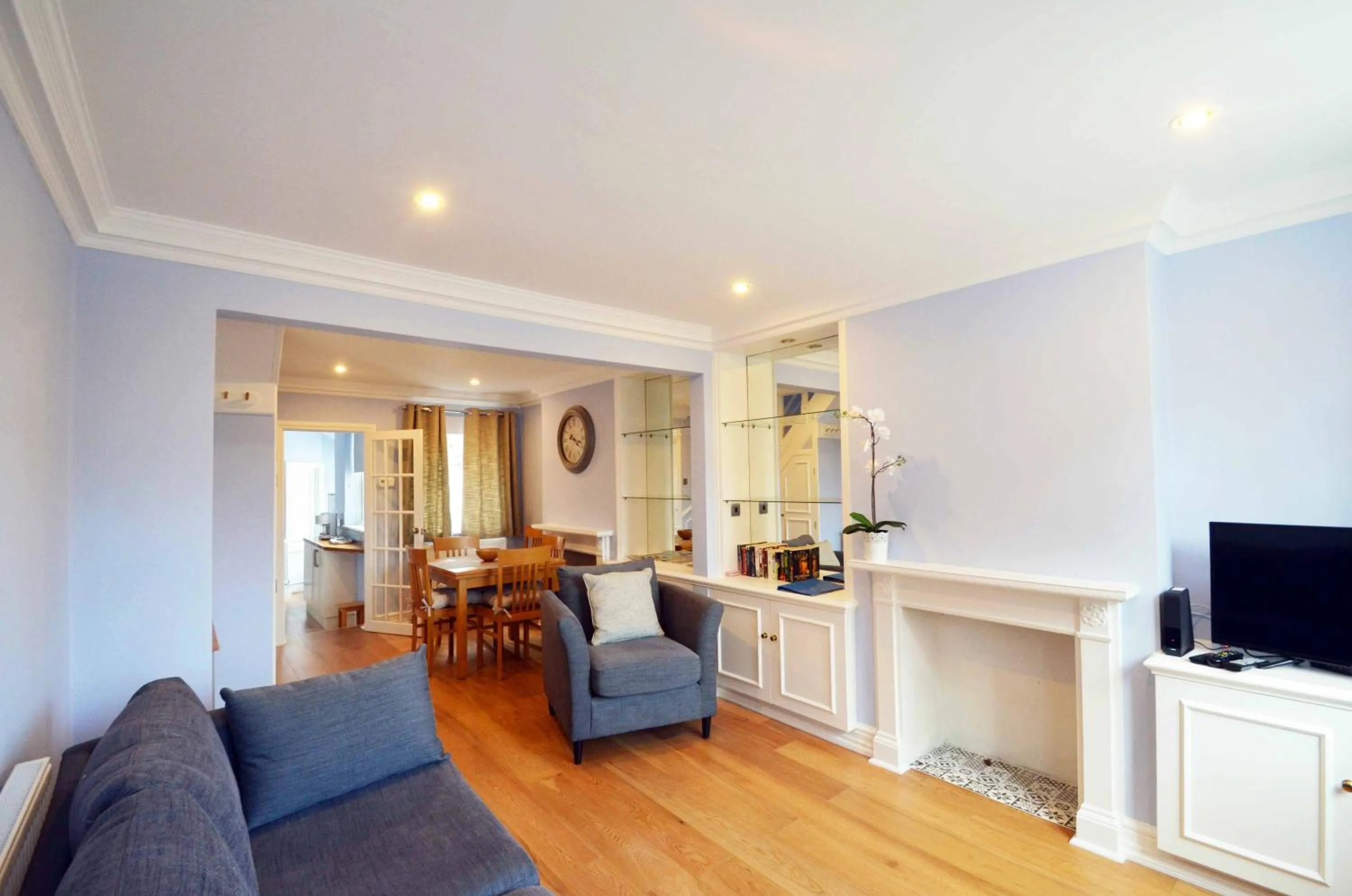 STABLE HOUSE - Eton WINDSOR