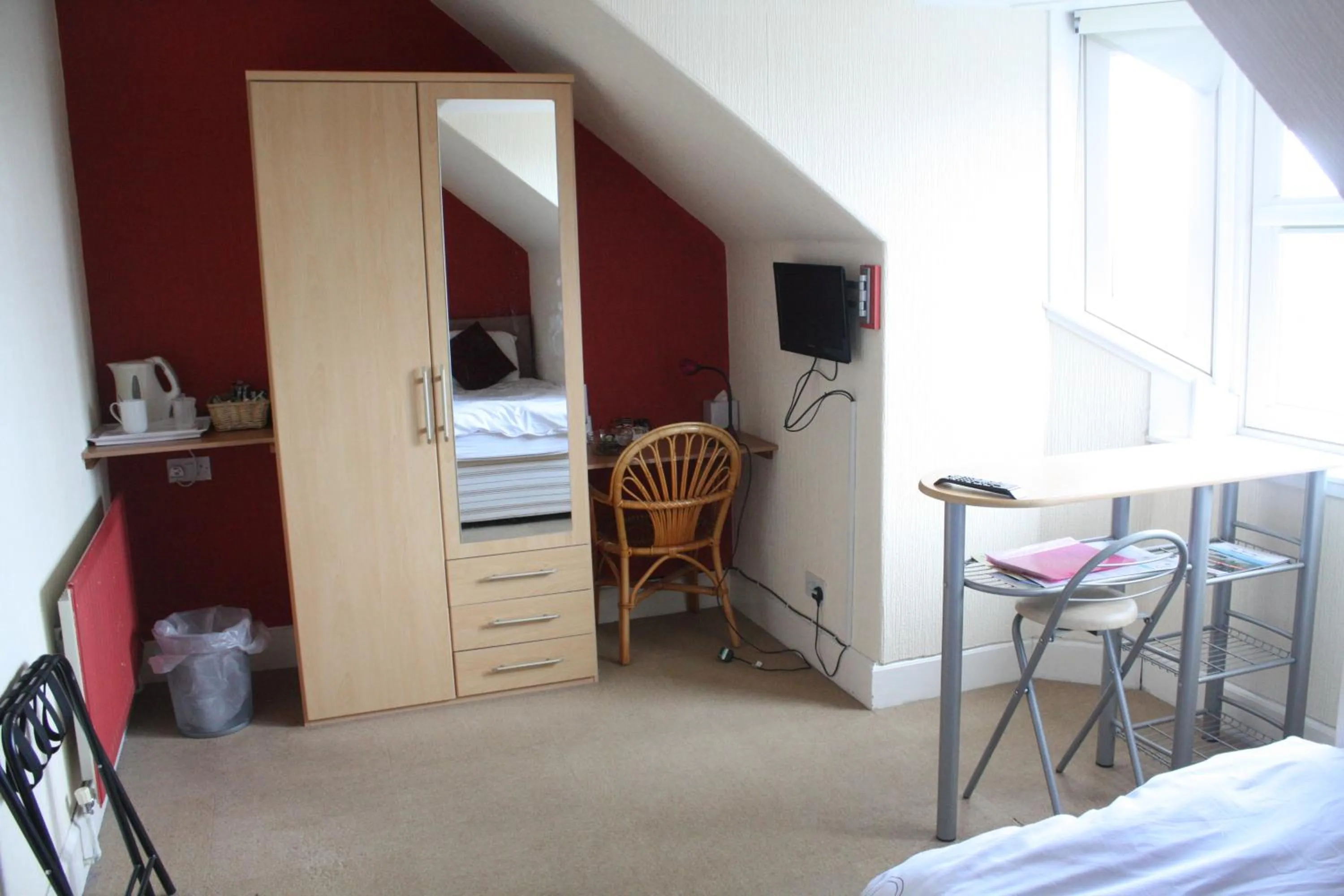 Day, Bed in Harbour House Bed & Breakfast - Wick