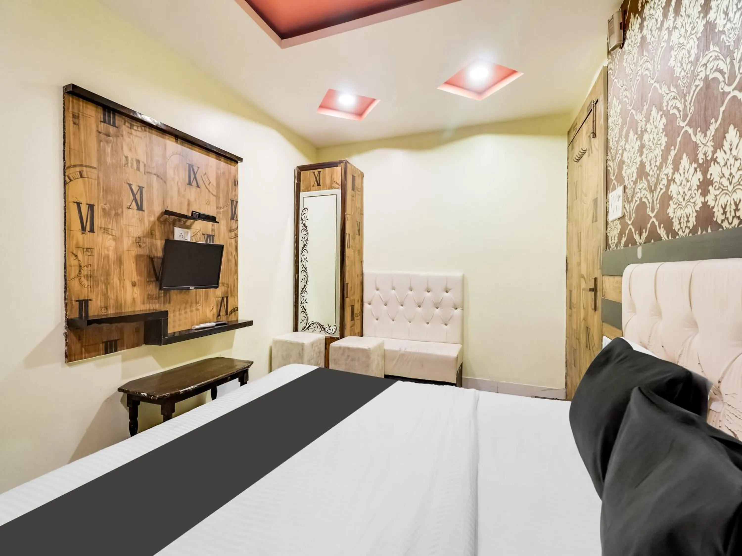 Bedroom in Hotel O Sharda