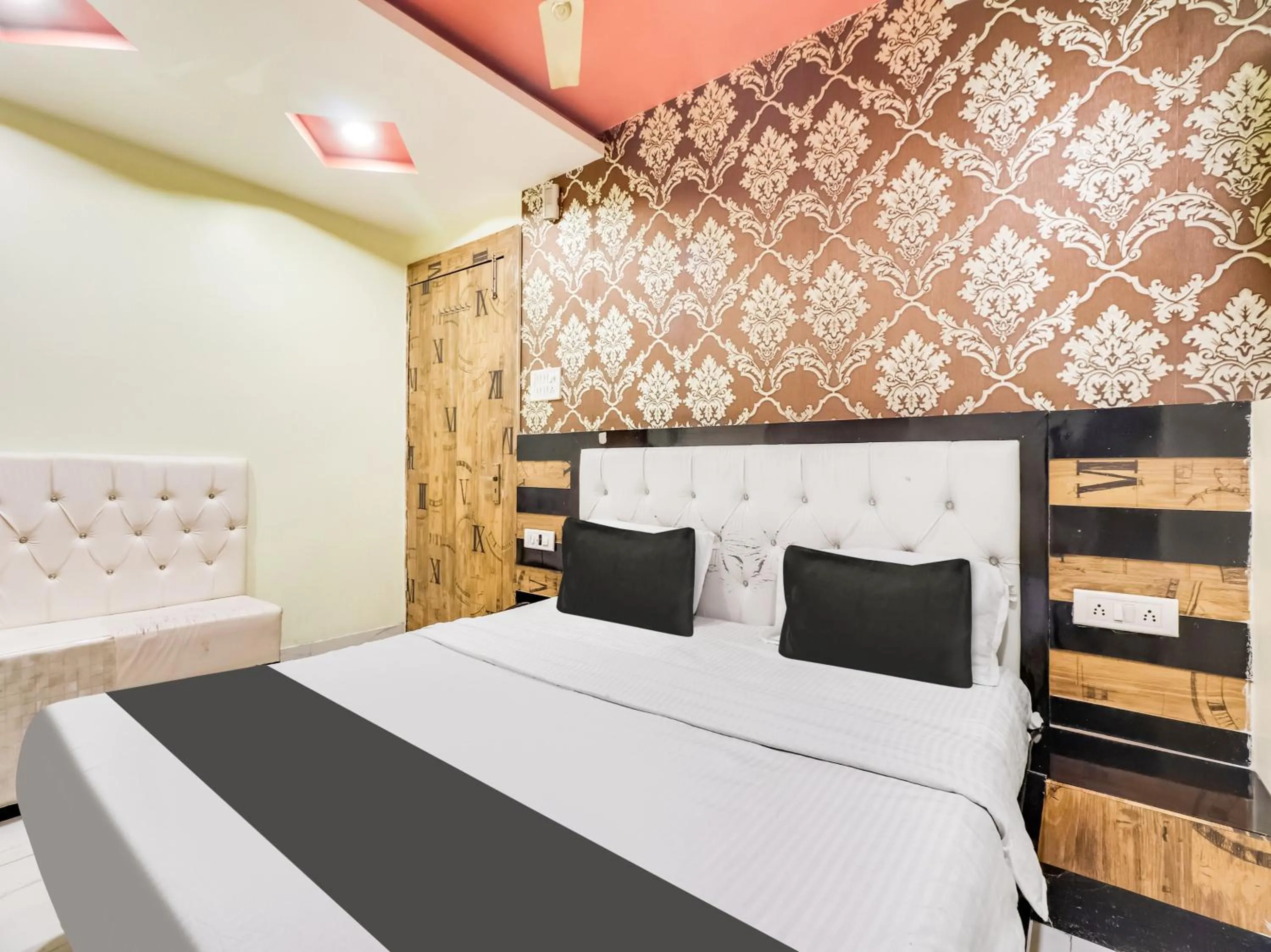 Bedroom in Hotel O Sharda