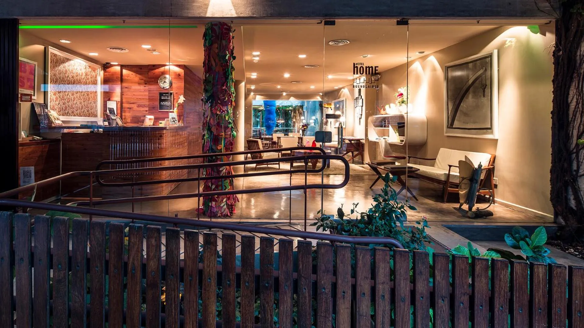 Lobby or reception in Home Hotel