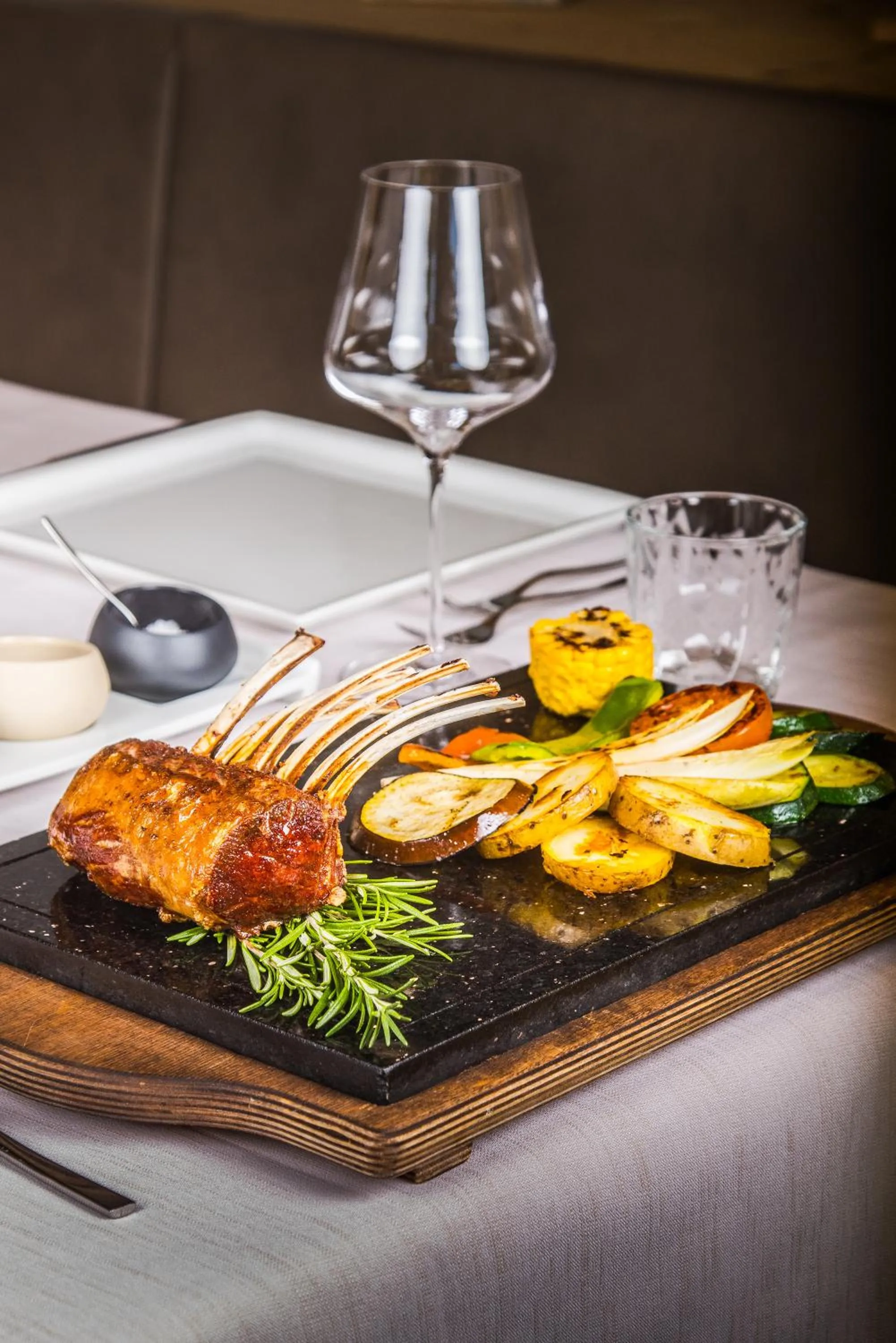 Restaurant/places to eat in Garni Jasmin