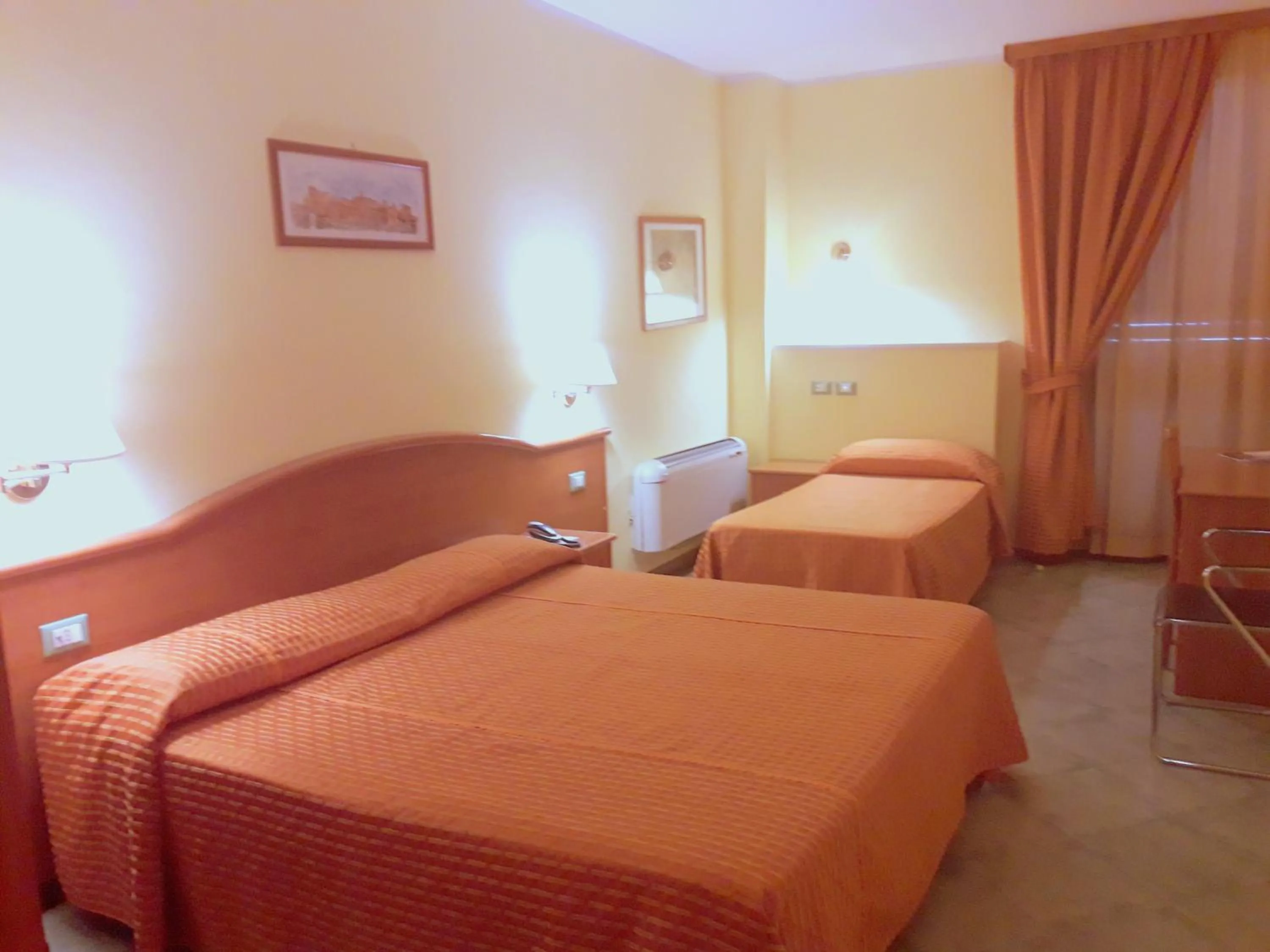 Bed in Hotel degli Amici