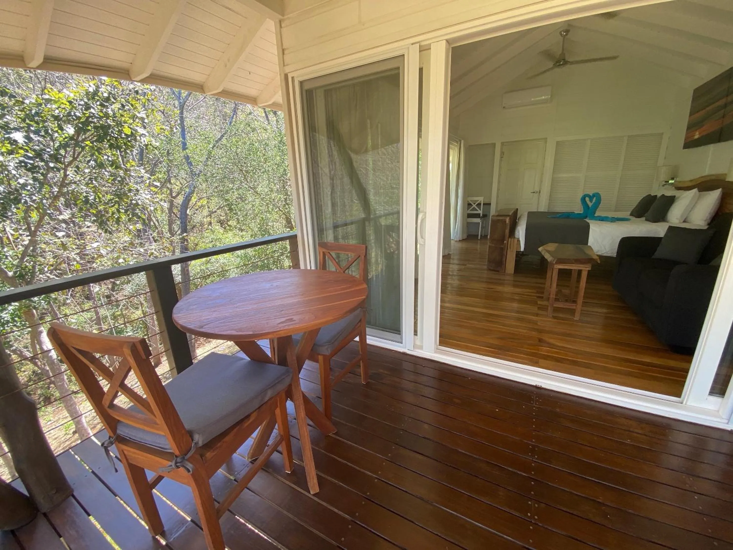 Bed in Mikado Natural Lodge