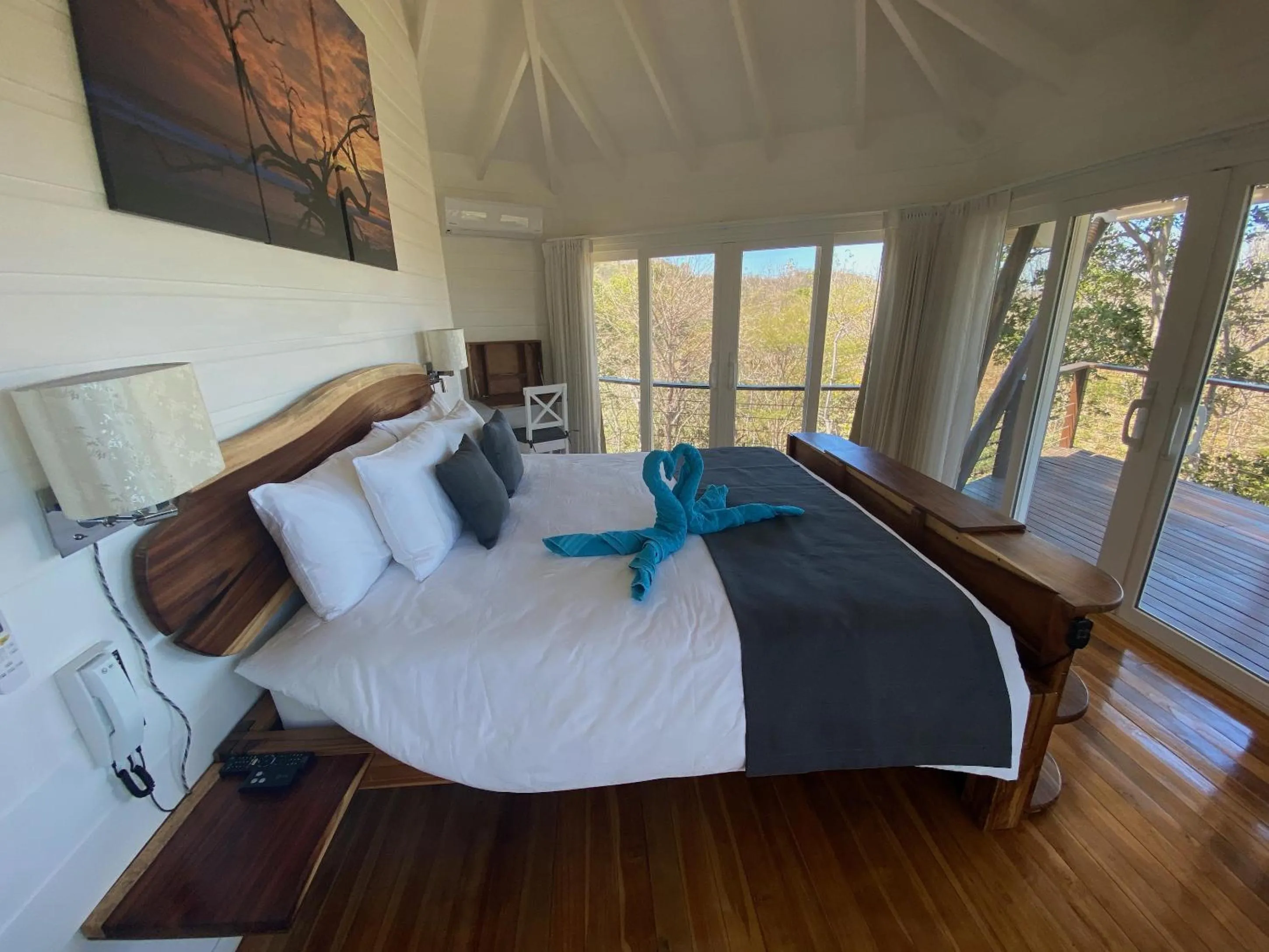 Bed in Mikado Natural Lodge