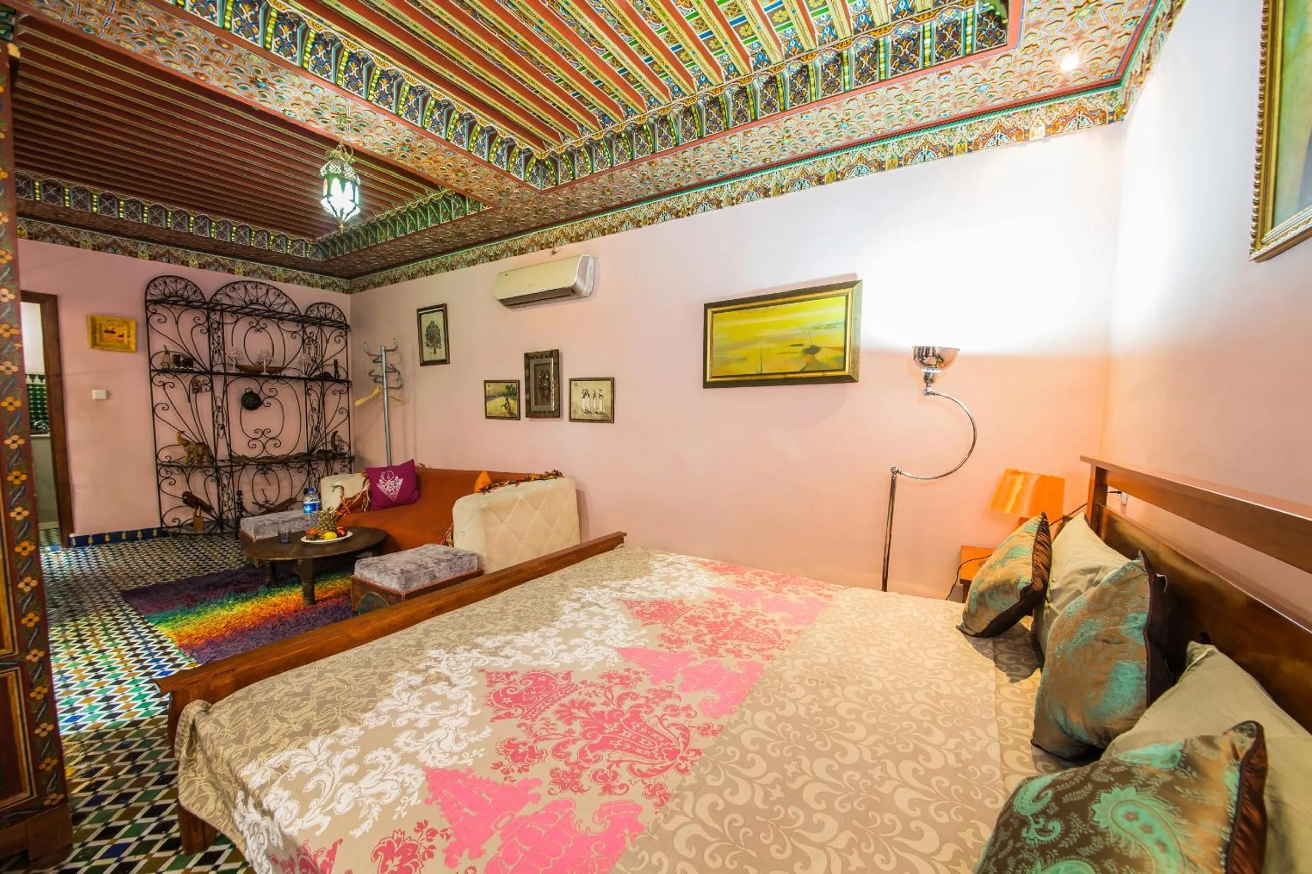 Bed in Riad L'Artiste