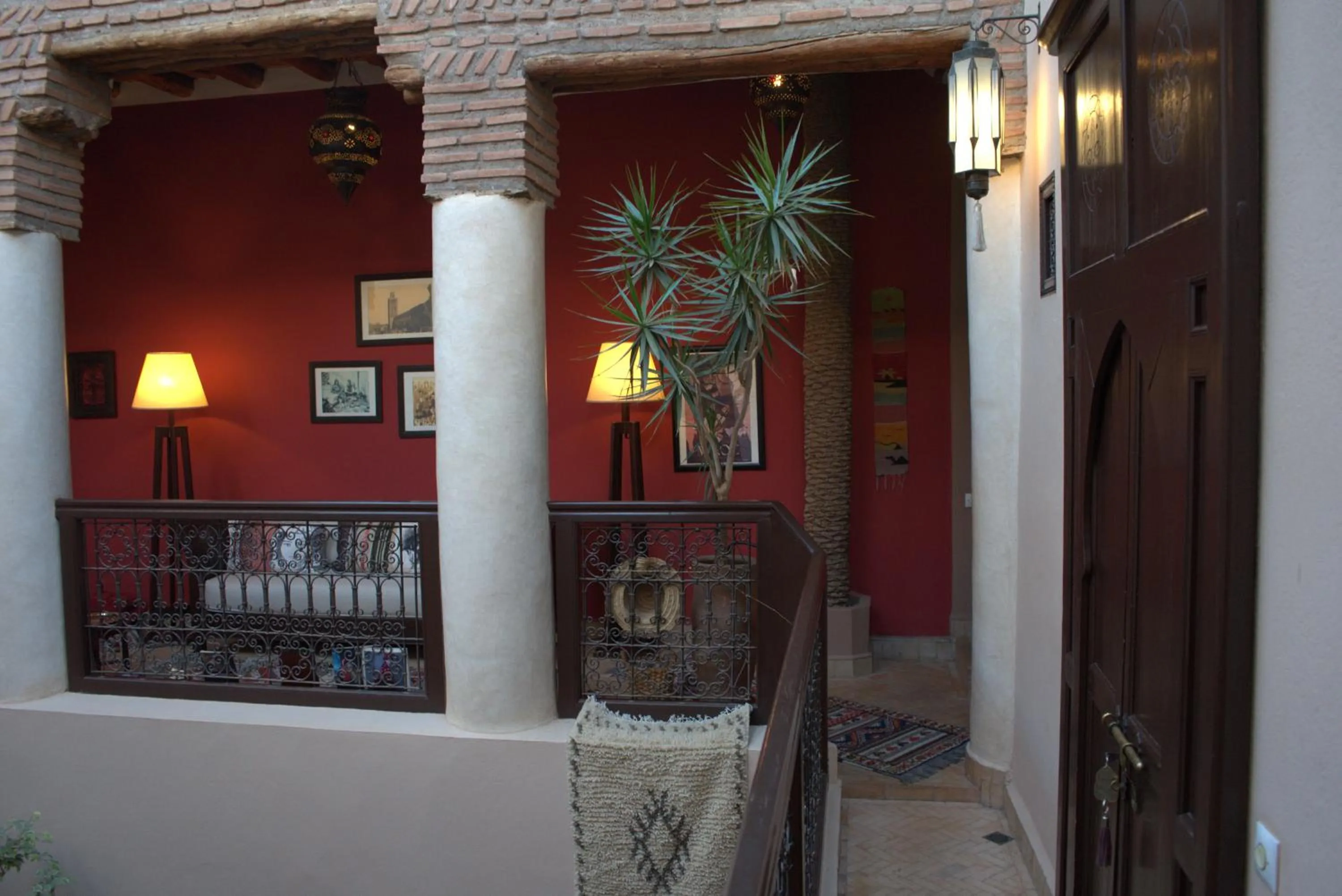 Property building in Riad Boussa