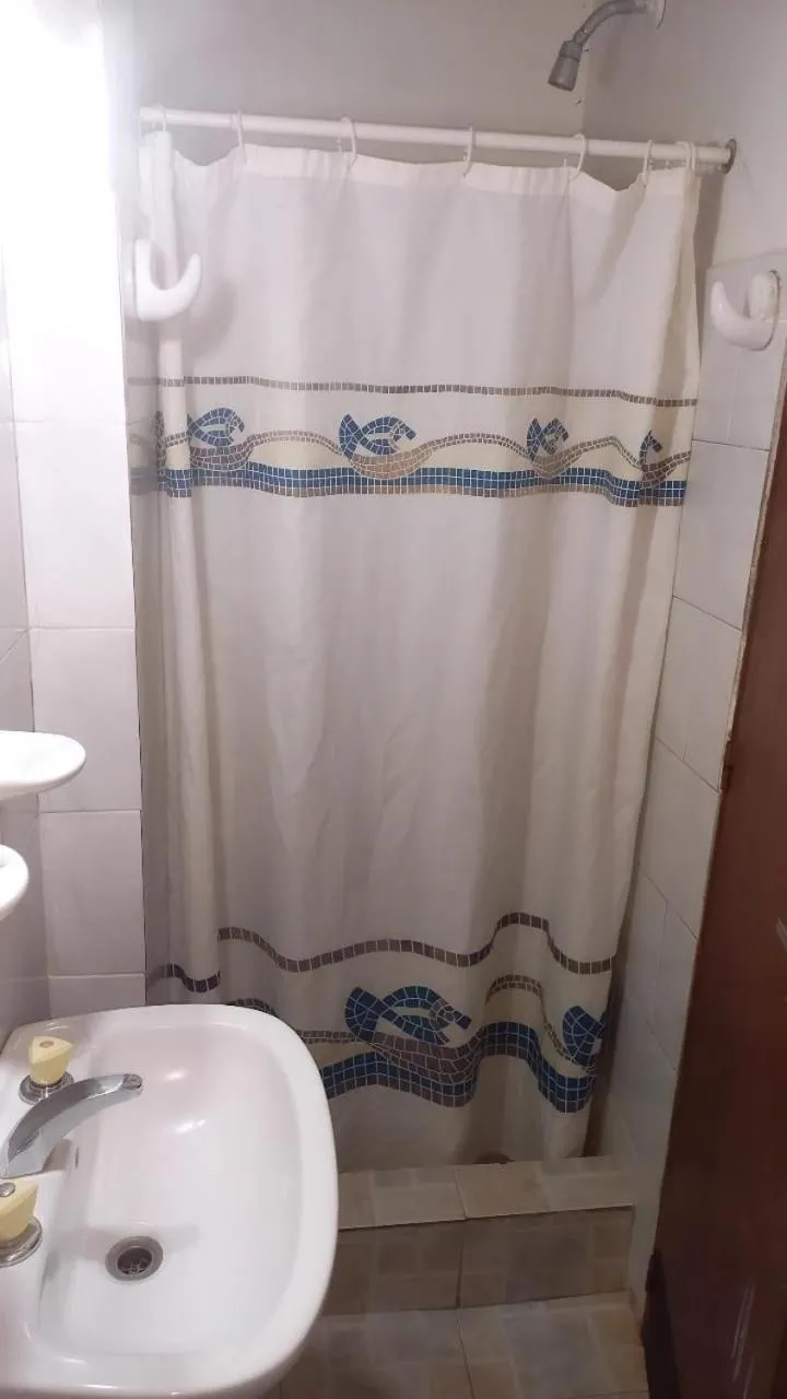 Shower in Hostel Park Iguazu