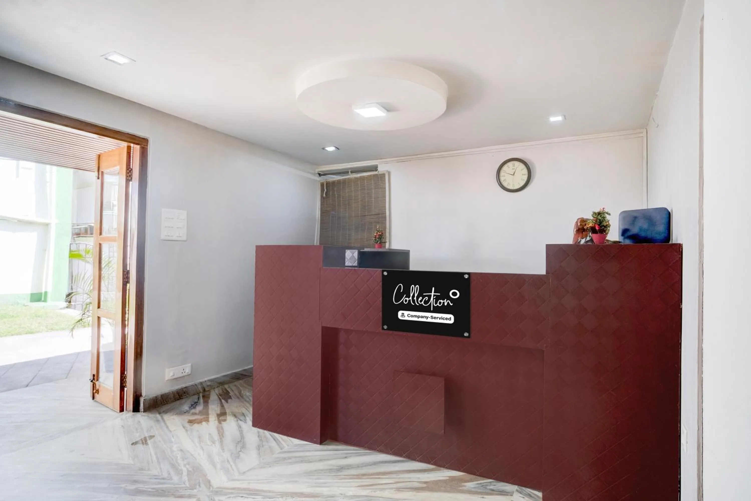 Lobby or reception in Super Collection O Police Bazar Shillong Formerly Pillars House