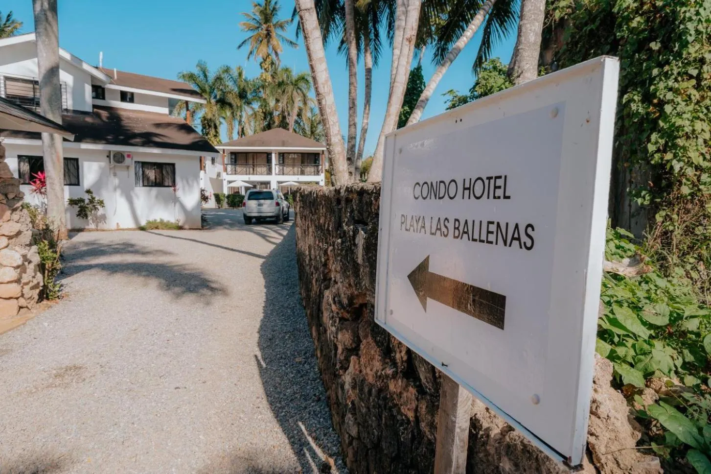 Facade/entrance in Condo Hotel Playa Las Ballenas