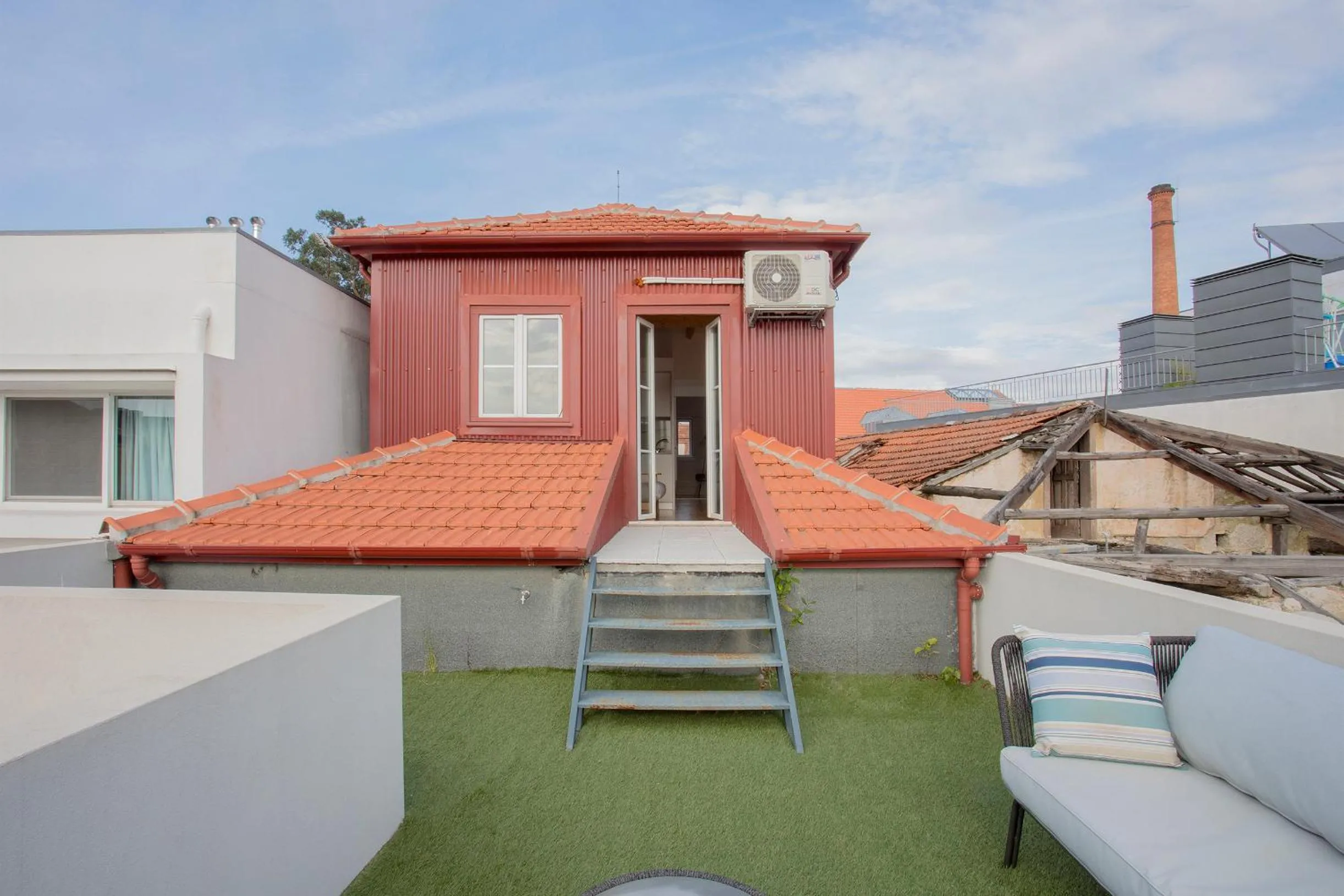 Liiiving in Porto | Historic & Sunny Terrace