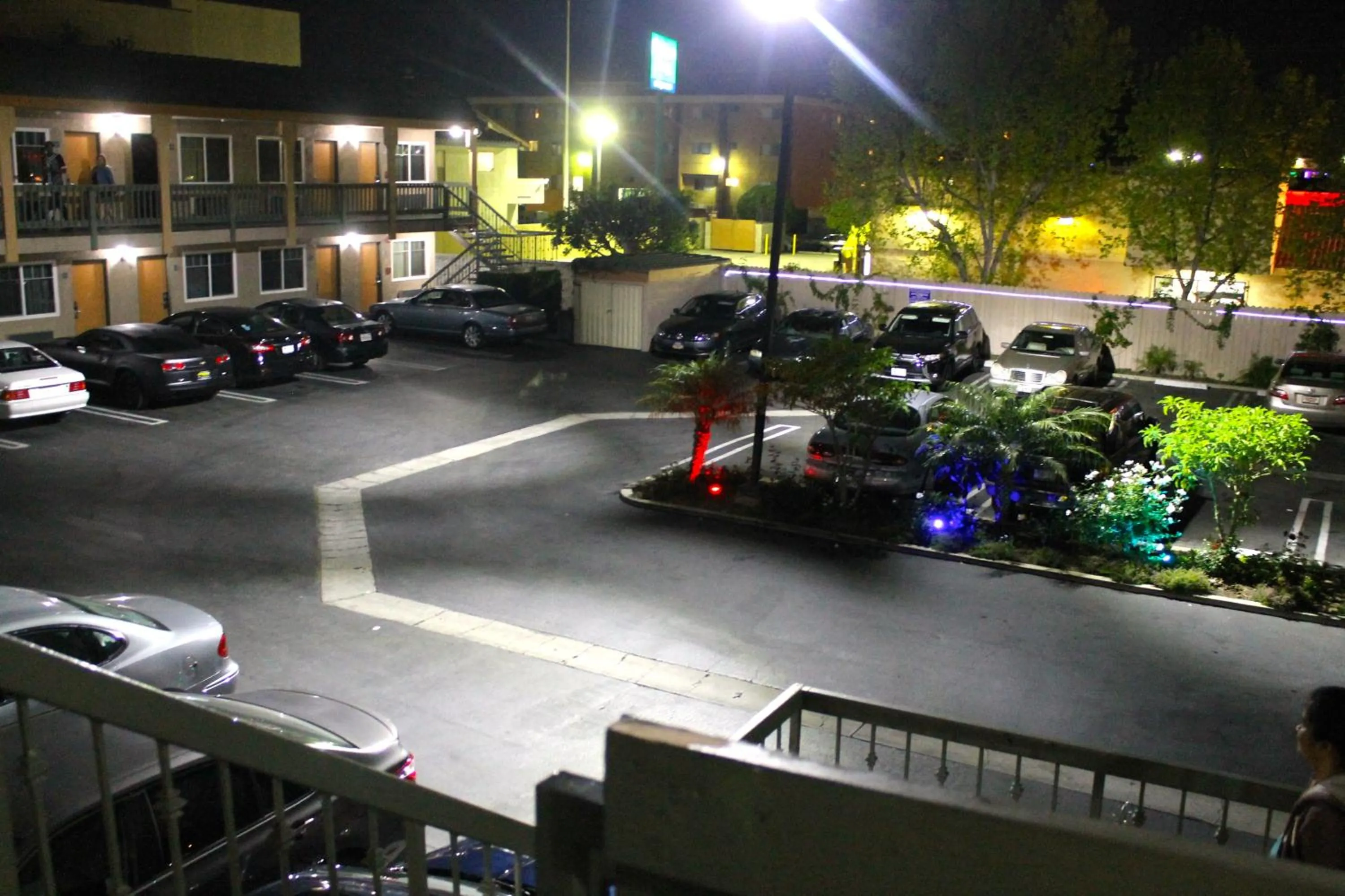 Night in El Rancho Inn