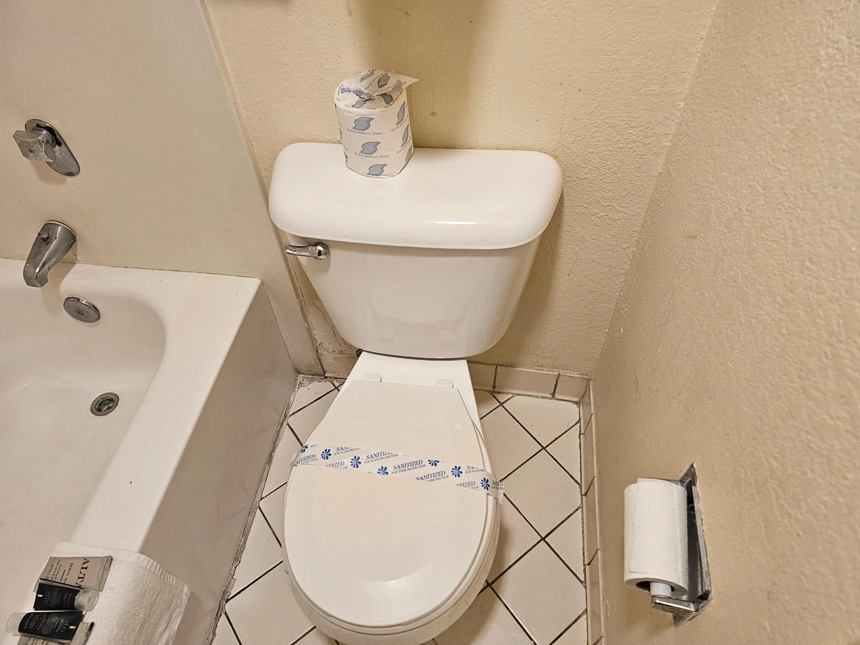 Knights Inn - Lithonia