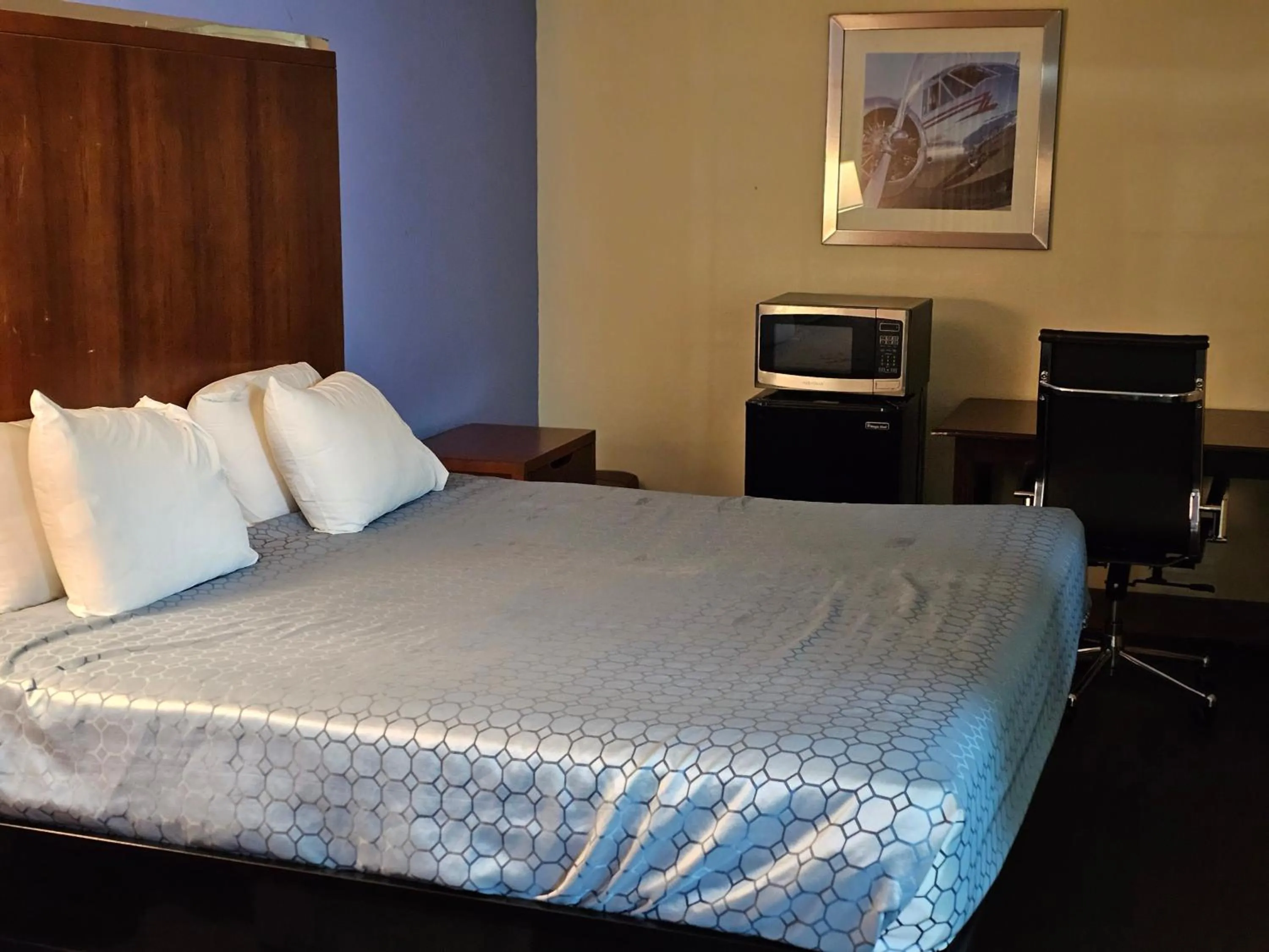 Knights Inn - Lithonia