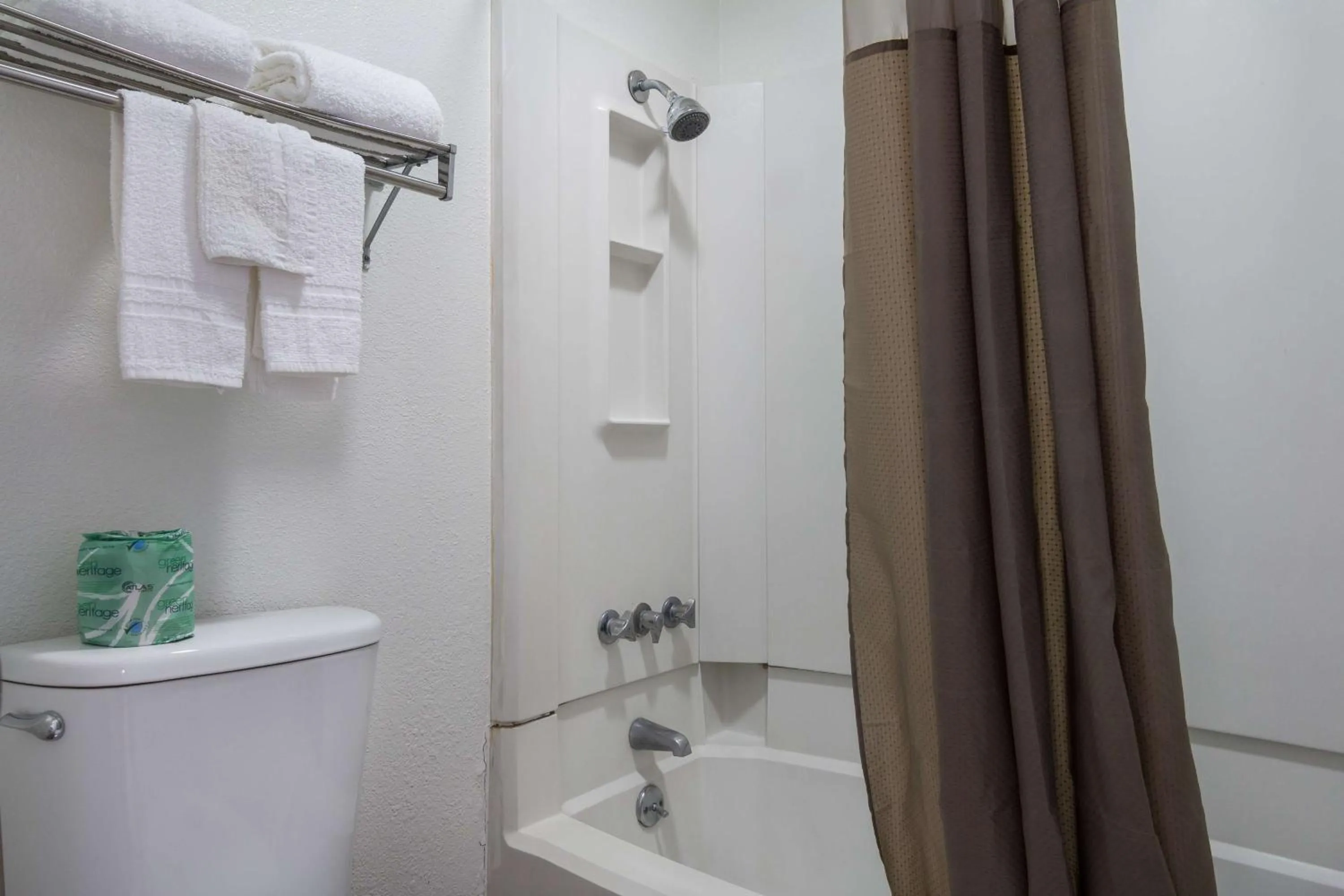 Bathroom in Motel 6-Marshall, TX