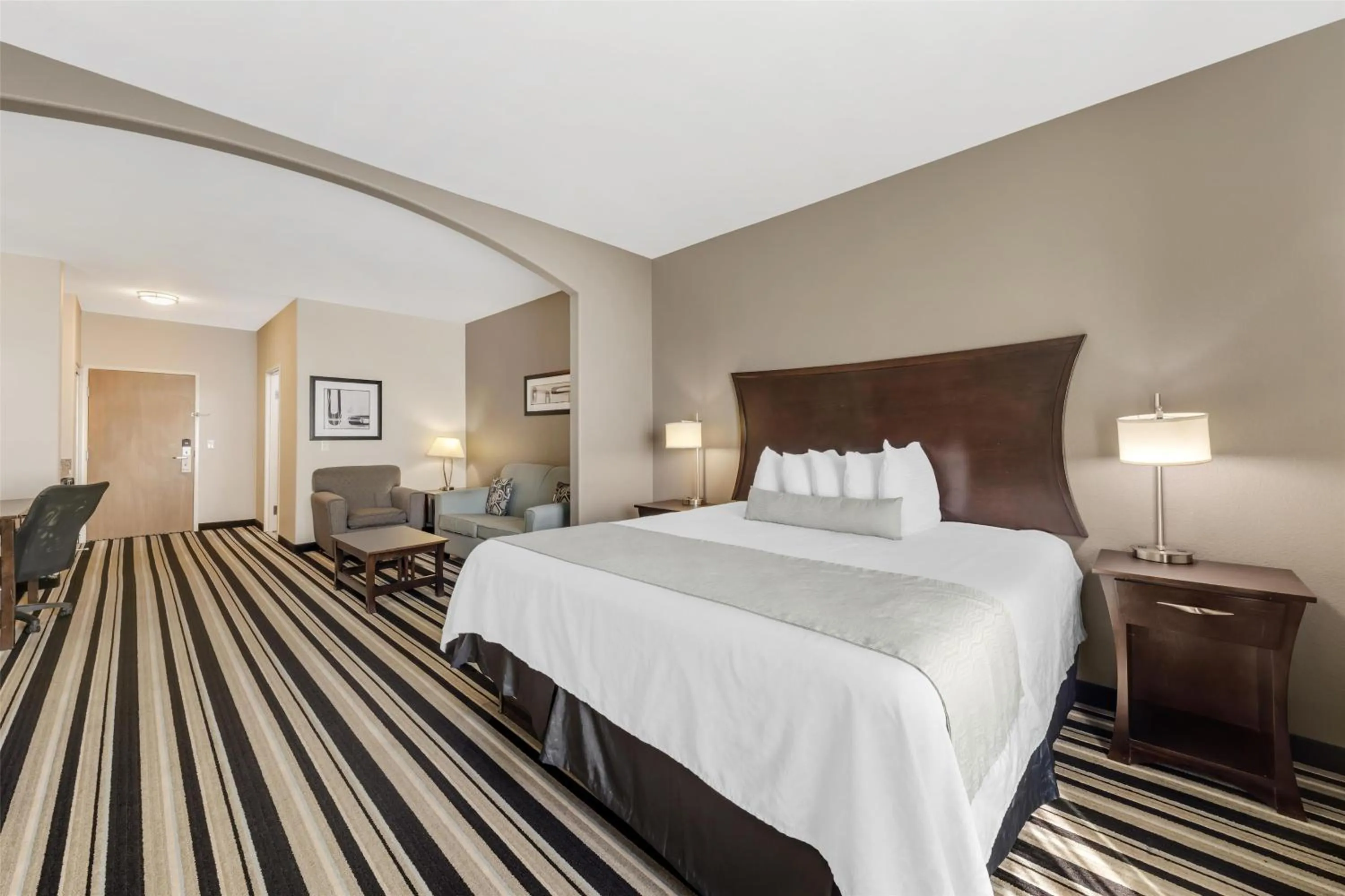 Bedroom, Bed in Best Western Plus Sand Bass Inn and Suites