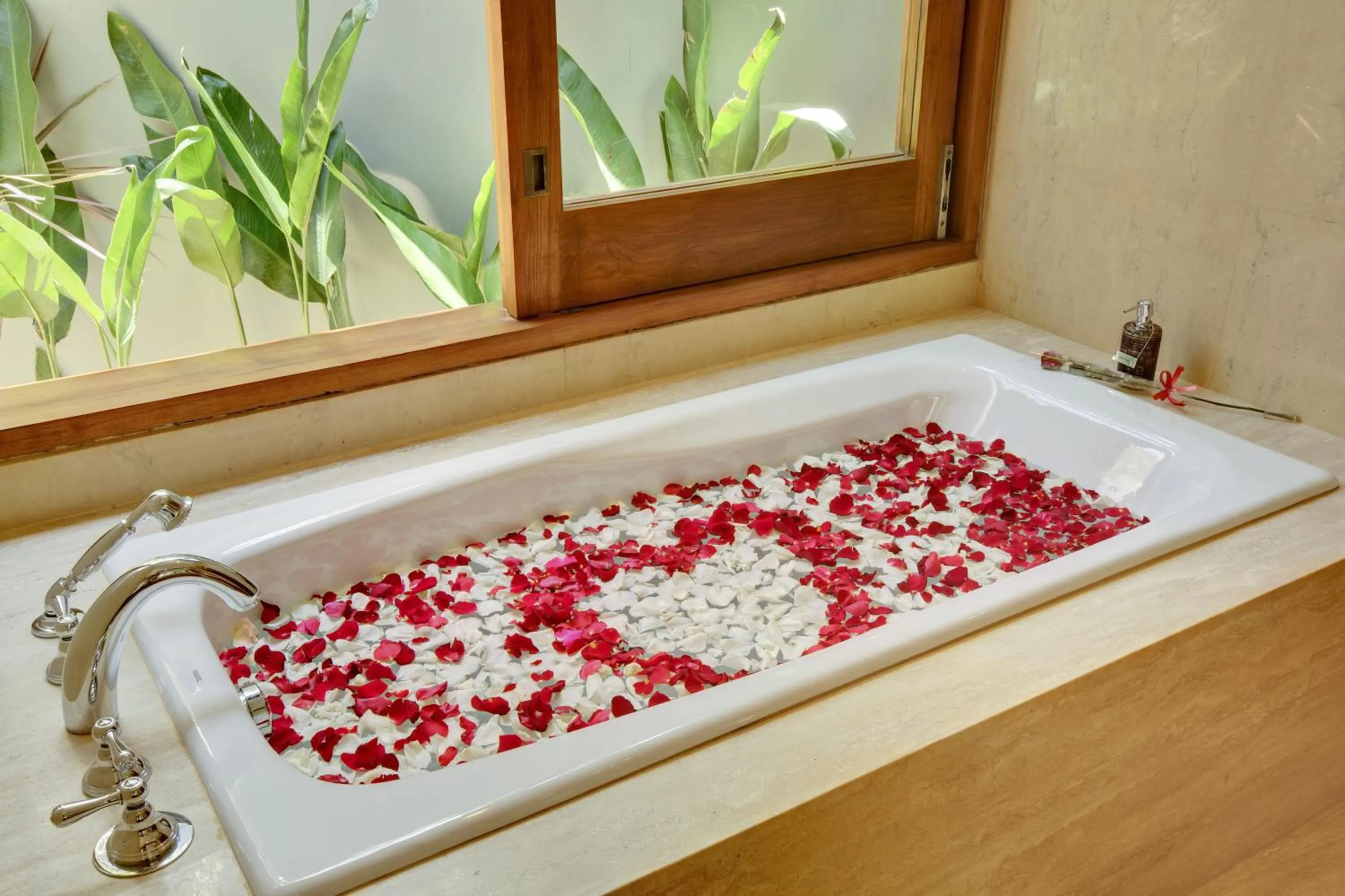 Bathroom in KoenoKoeni Villa