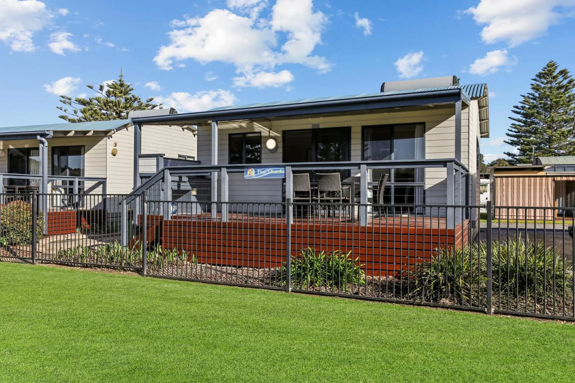 Property building in Werri Beach Holiday Park