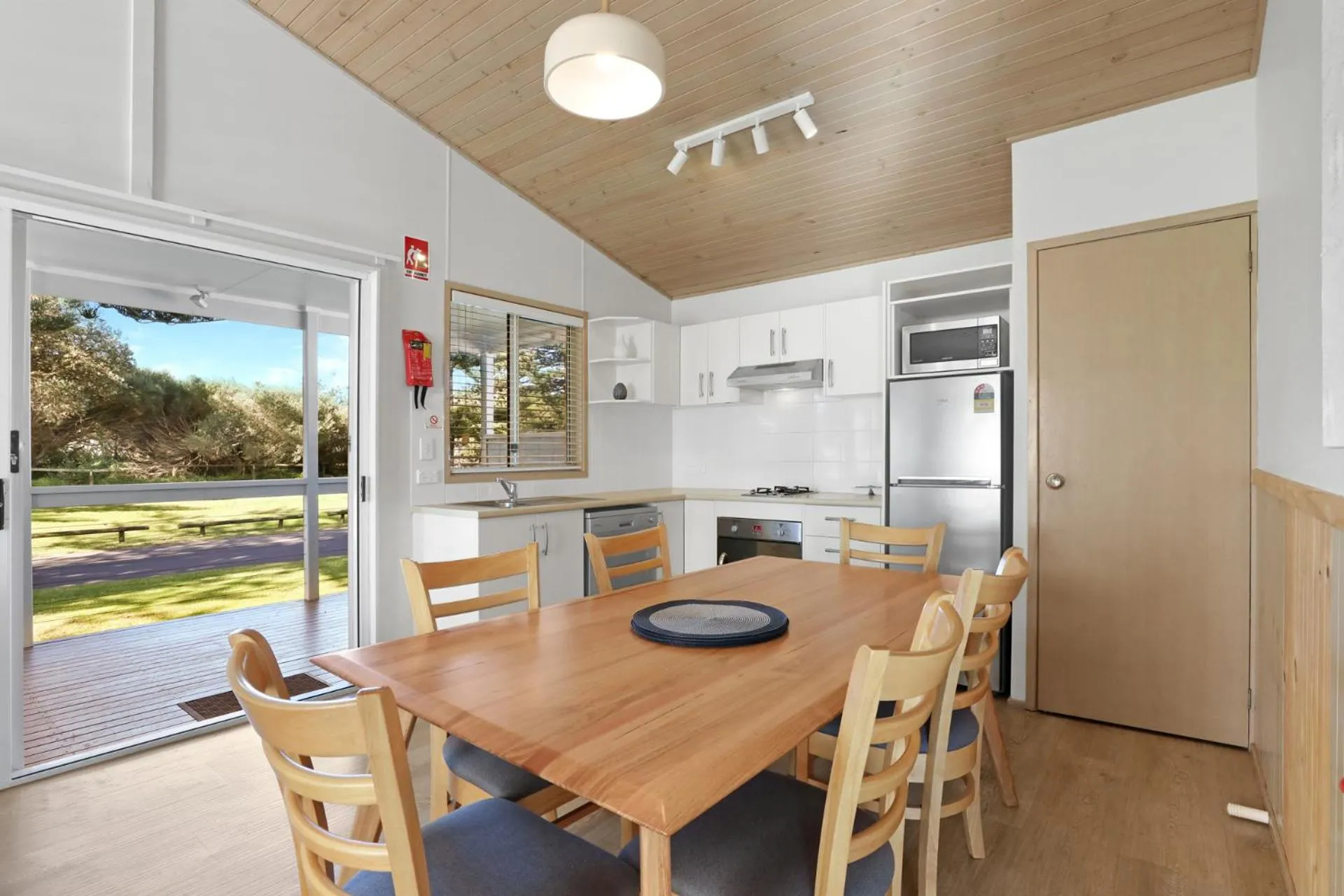 Property building in Werri Beach Holiday Park