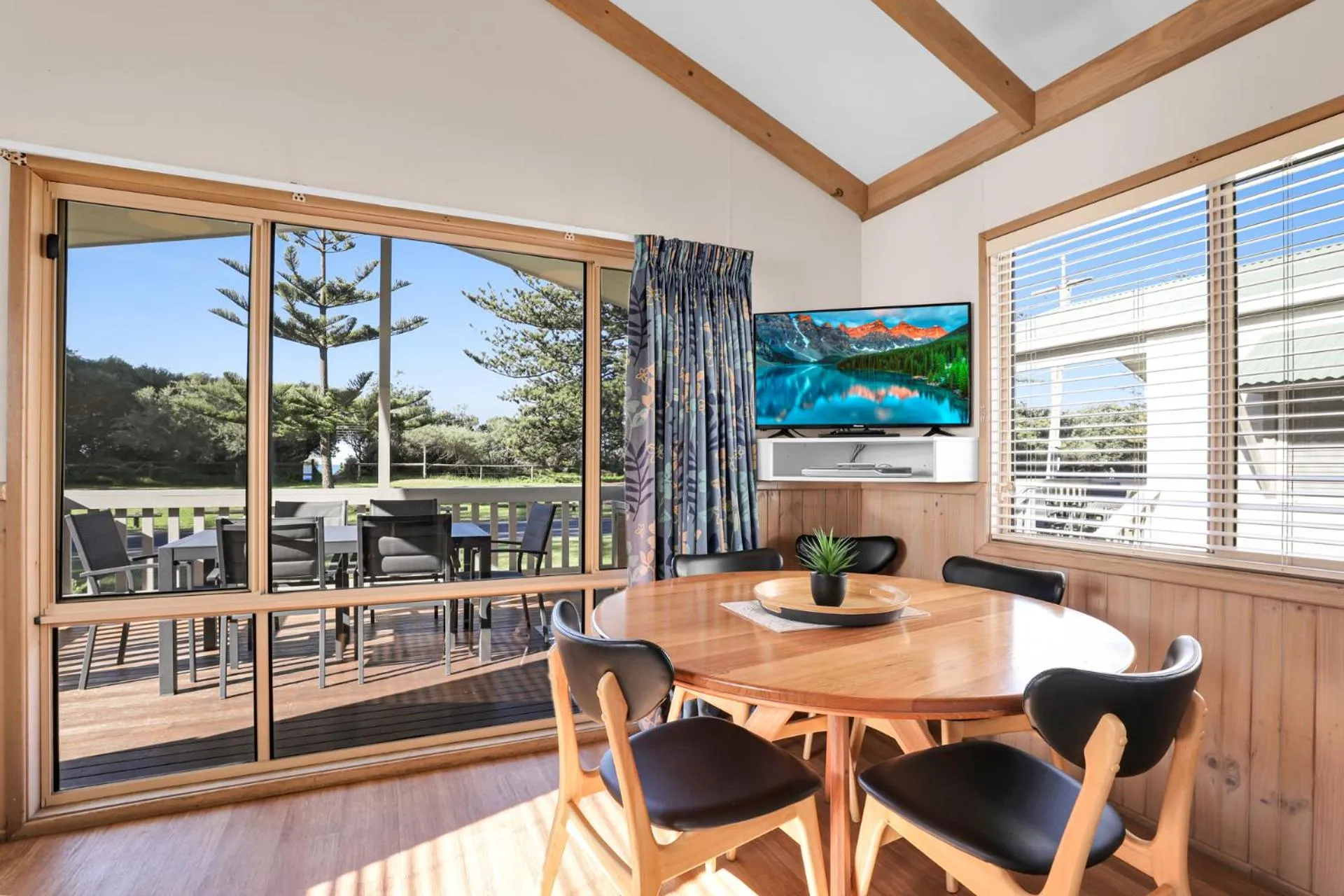 Property building in Werri Beach Holiday Park