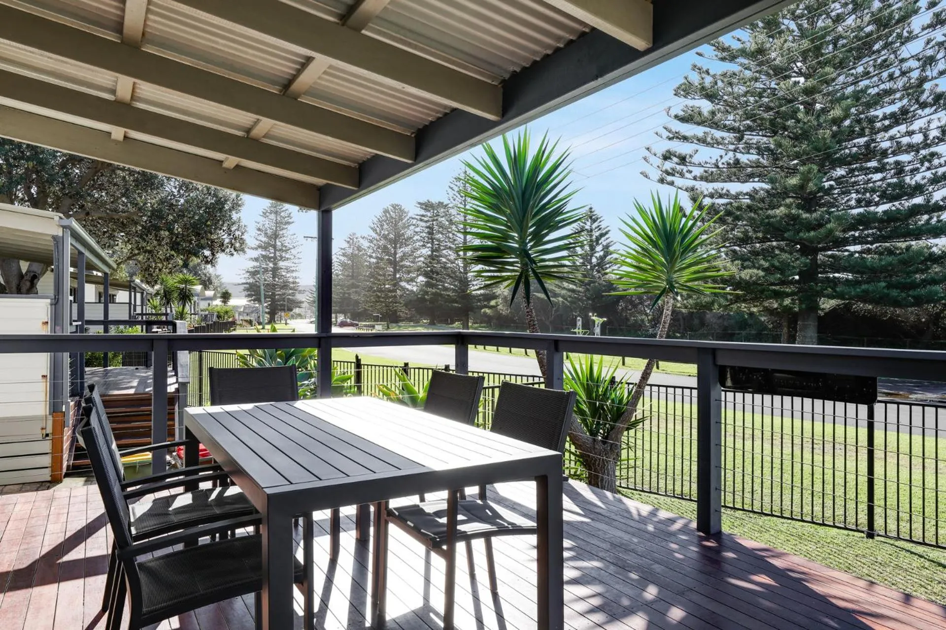 Property building in Werri Beach Holiday Park