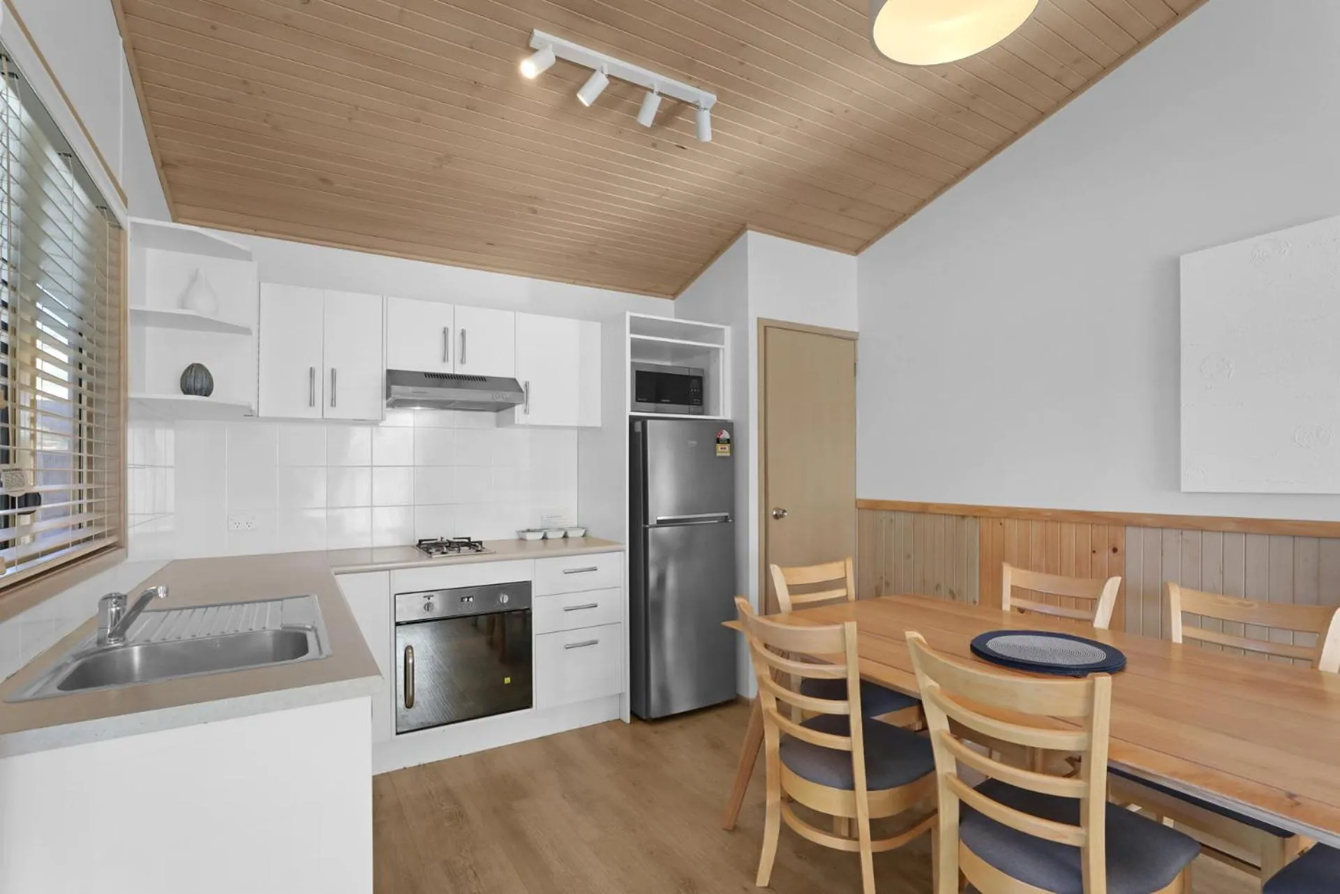 Property building in Werri Beach Holiday Park