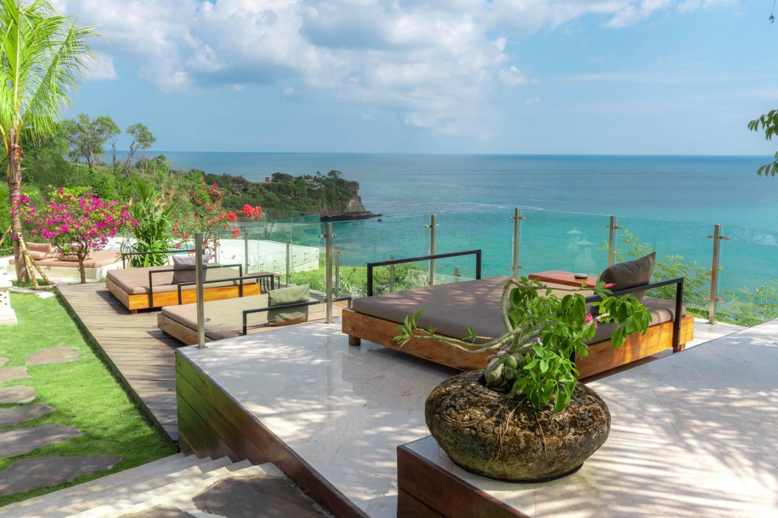 Swimming pool in Biu Biu Resort Bali