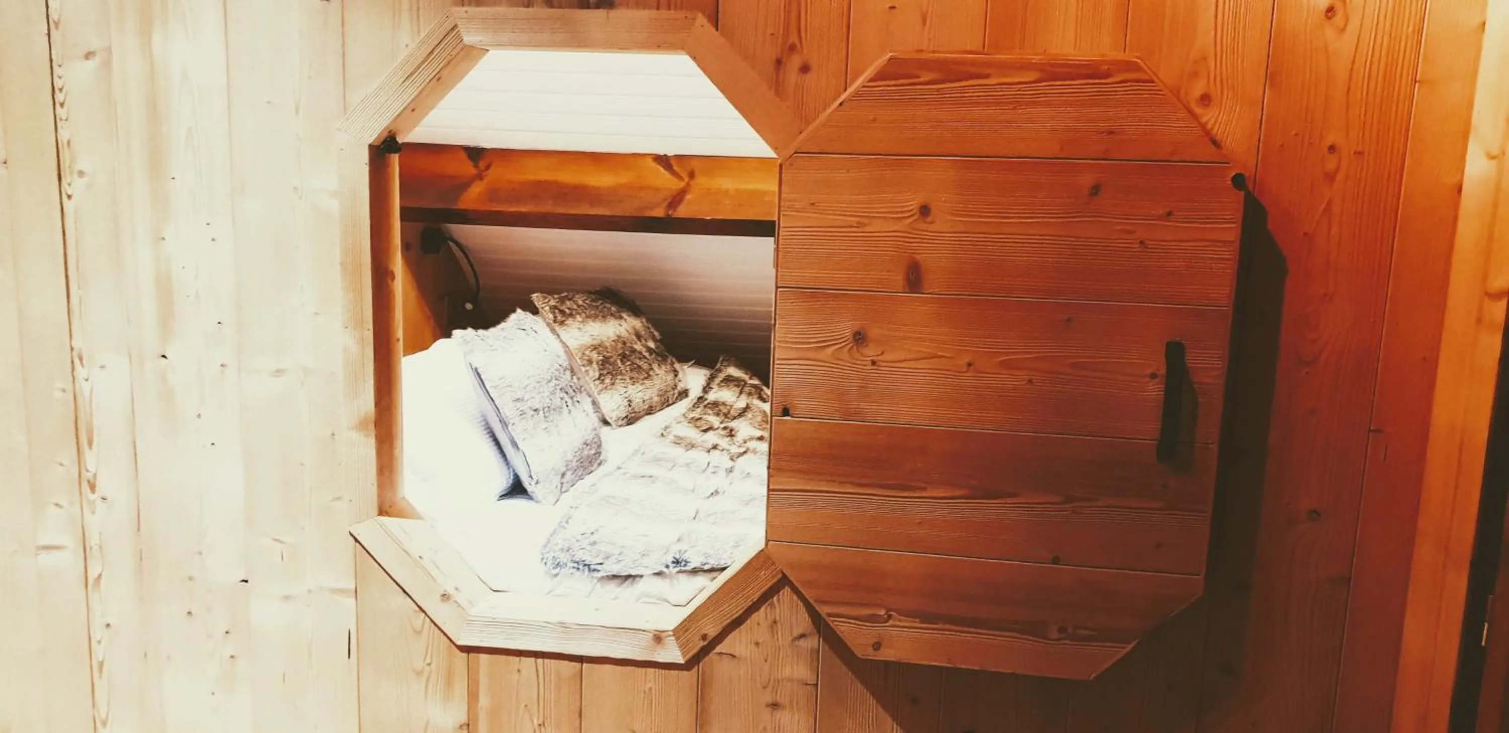 Bed in La Bergerie de Louvie