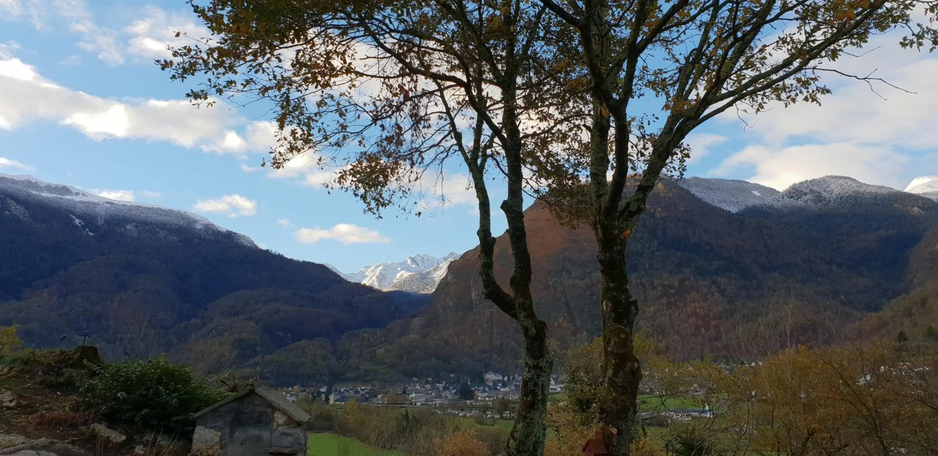 Mountain view in La Bergerie de Louvie
