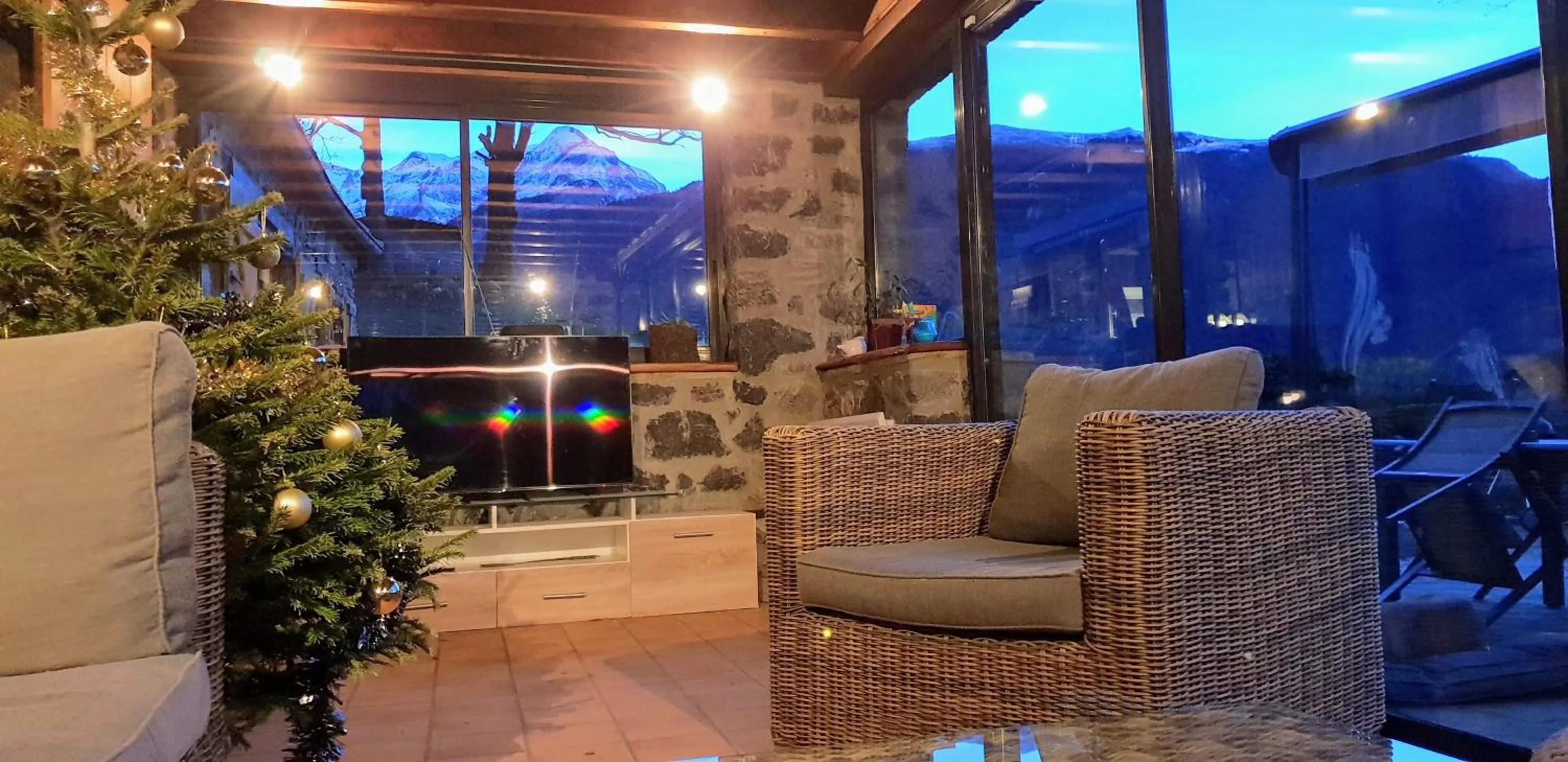 Patio in La Bergerie de Louvie