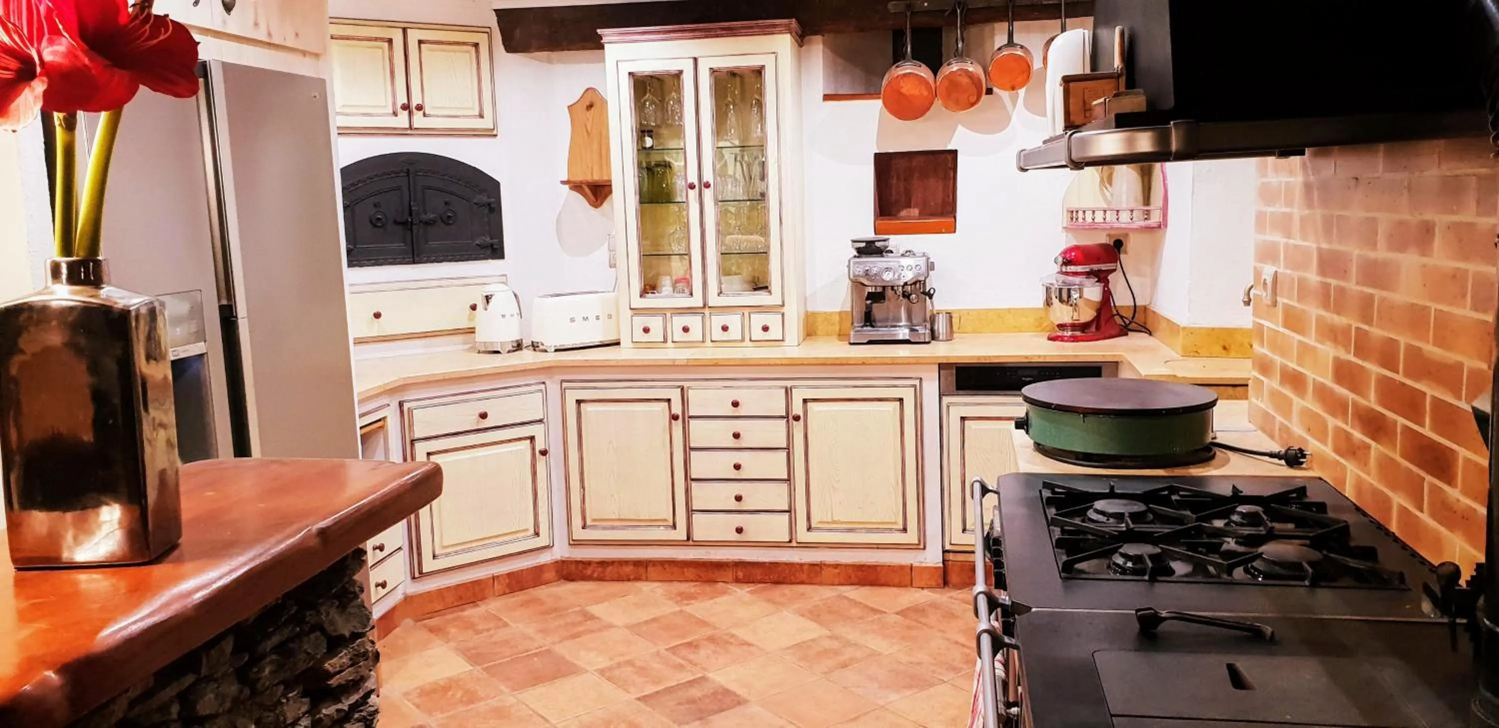 Kitchen or kitchenette in La Bergerie de Louvie